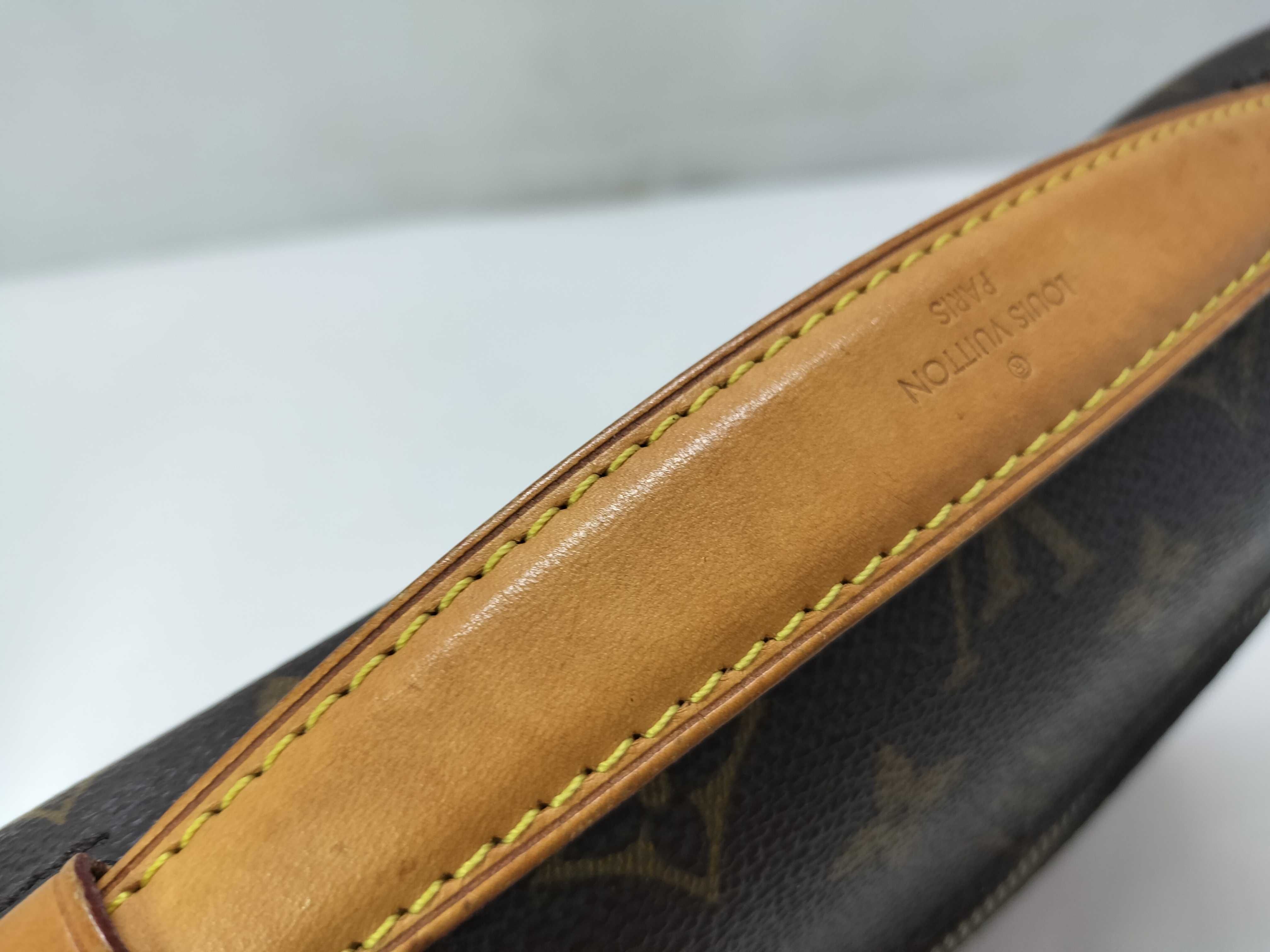 Monogram Louis Vuitton Monogram Message Shoulder Bag Handbag — view 4