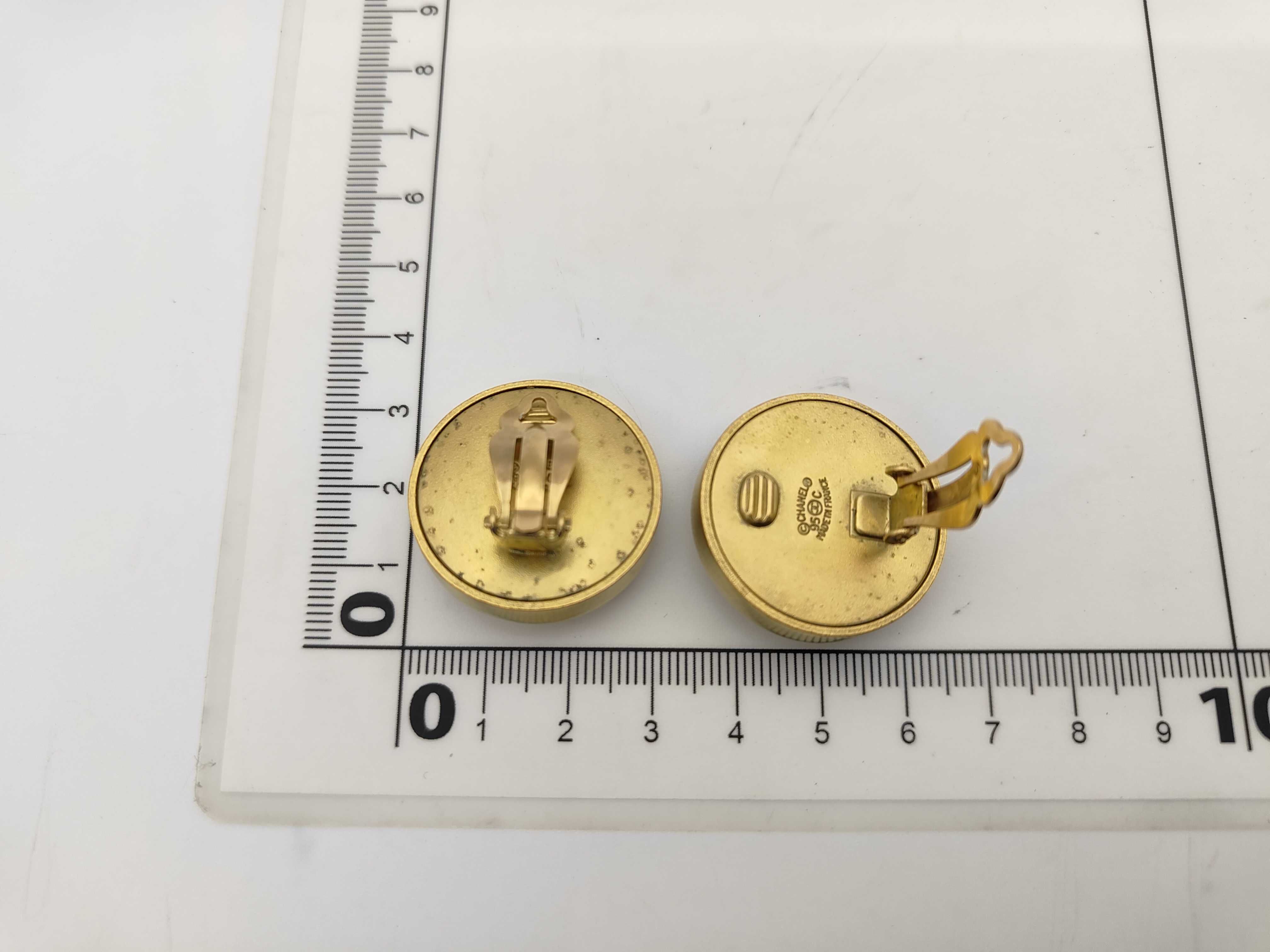 95C Extremely Rare Four-Leaf Clover Motif Pearl Earrings — view 6