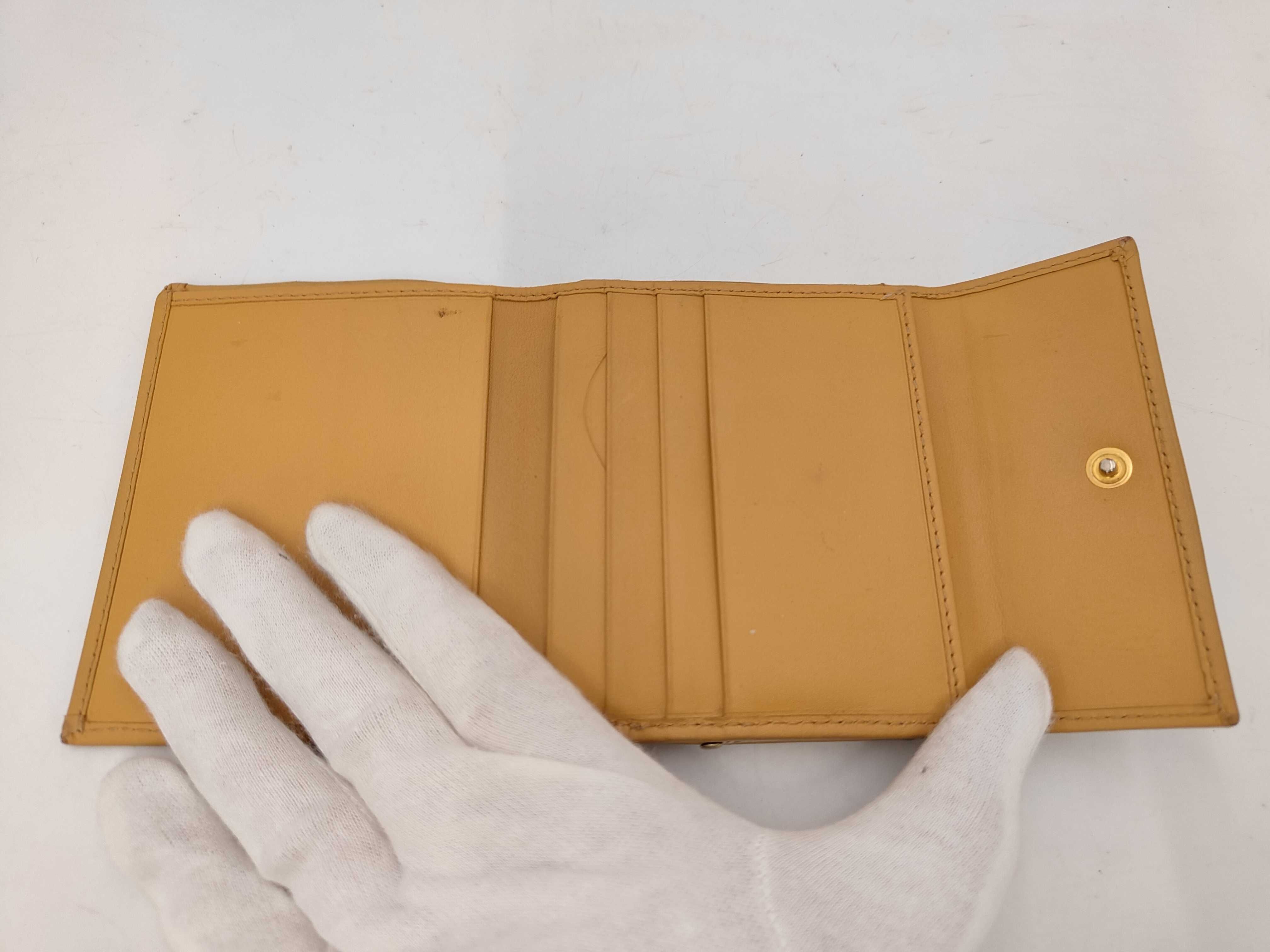 wallet — view 8