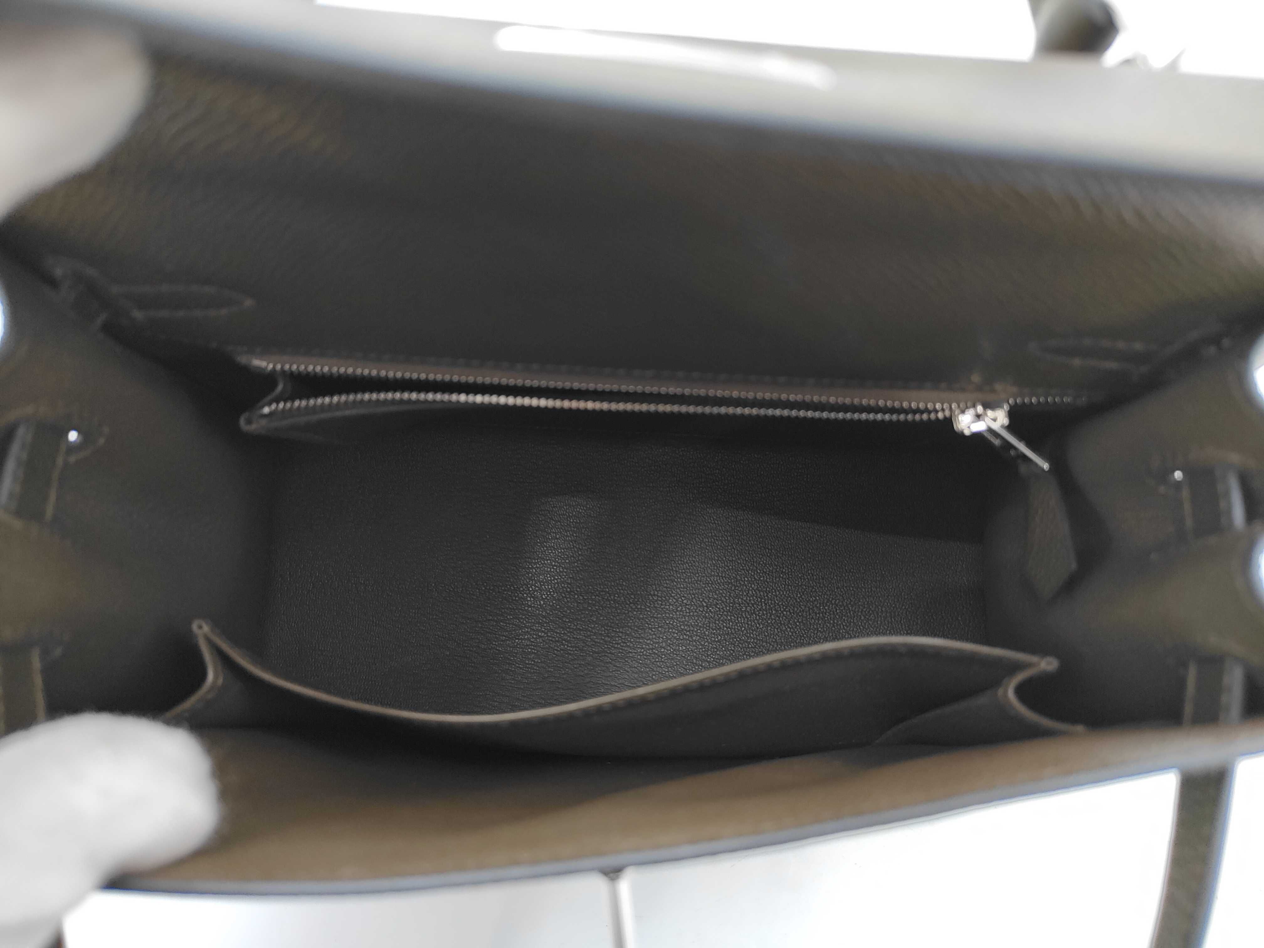Kelly 25 Epsom Leather Vert Roden Silver Hardware G Stamp Handbag — view 12