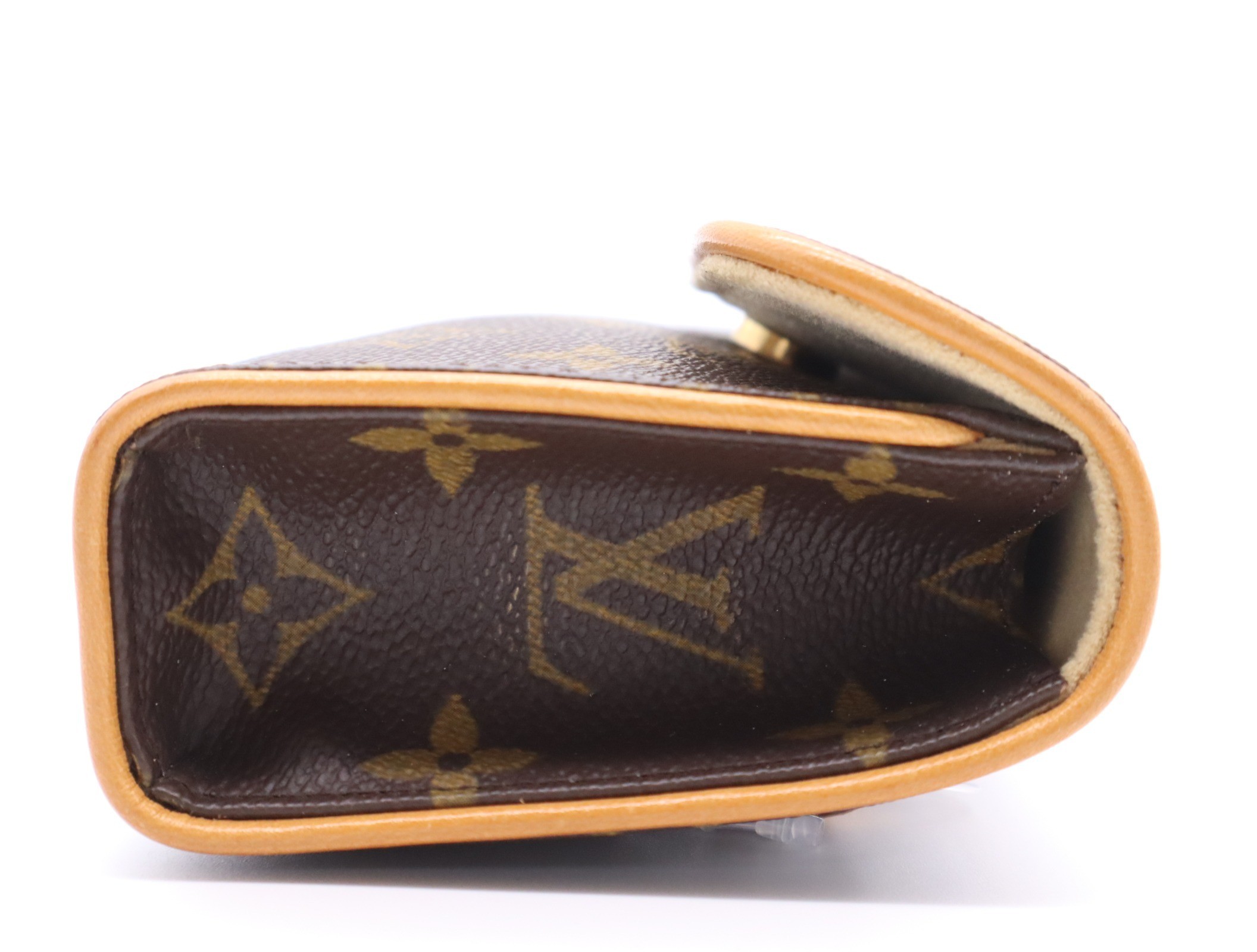 Florentine pochette, includes shoulder strap, two dust bags, and box. — view 5
