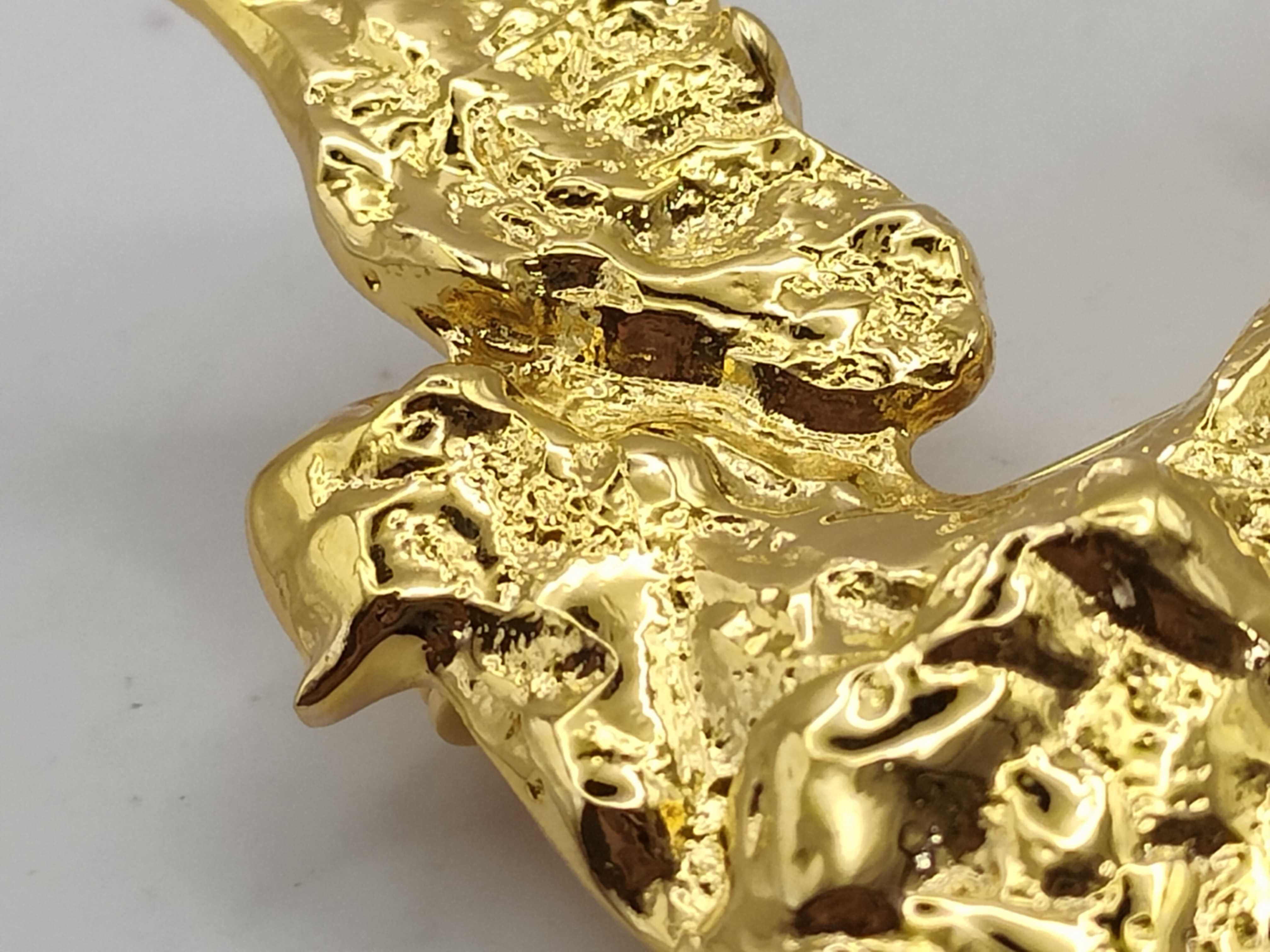 Brooch — view 9