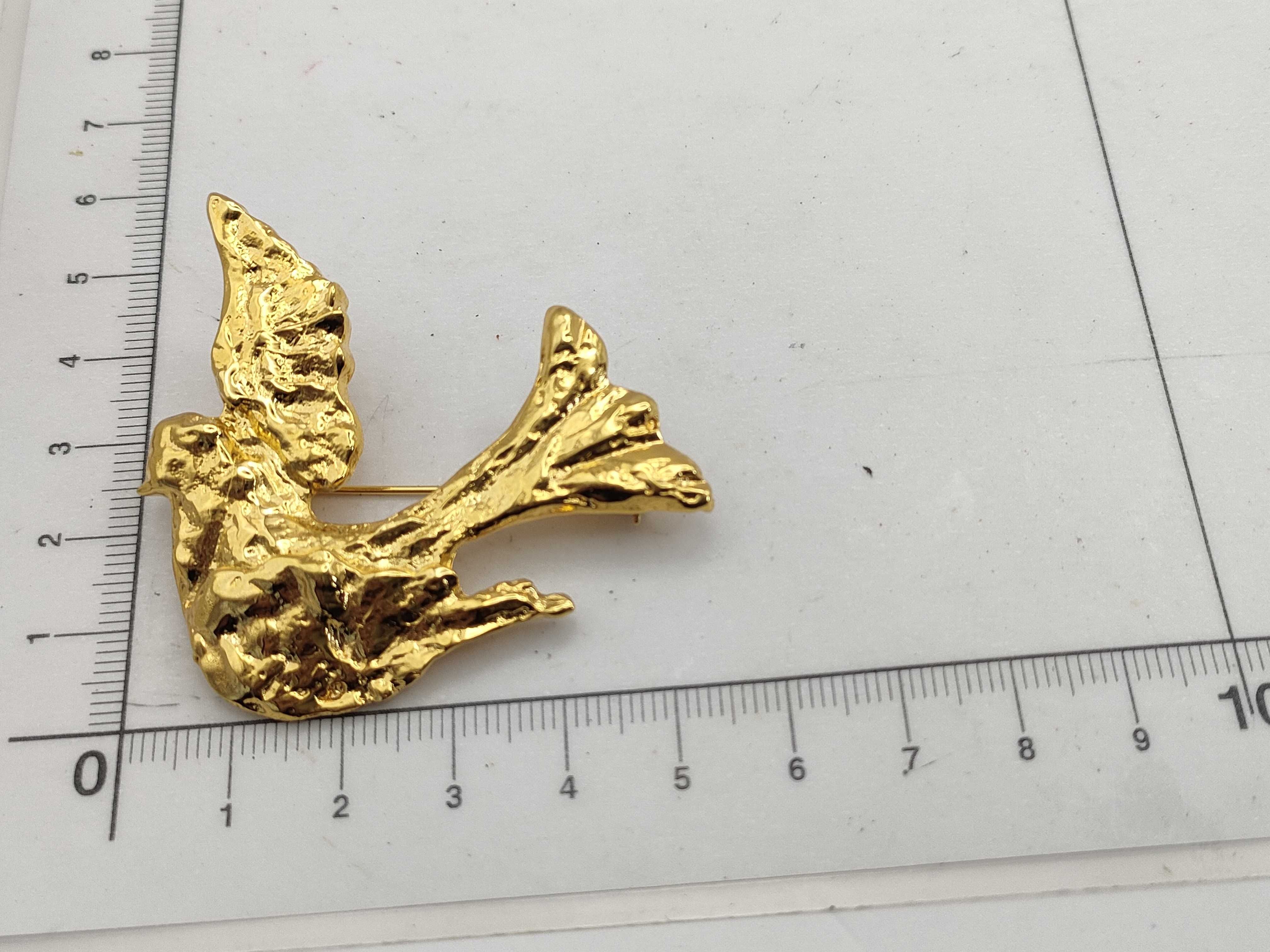 Brooch — view 10