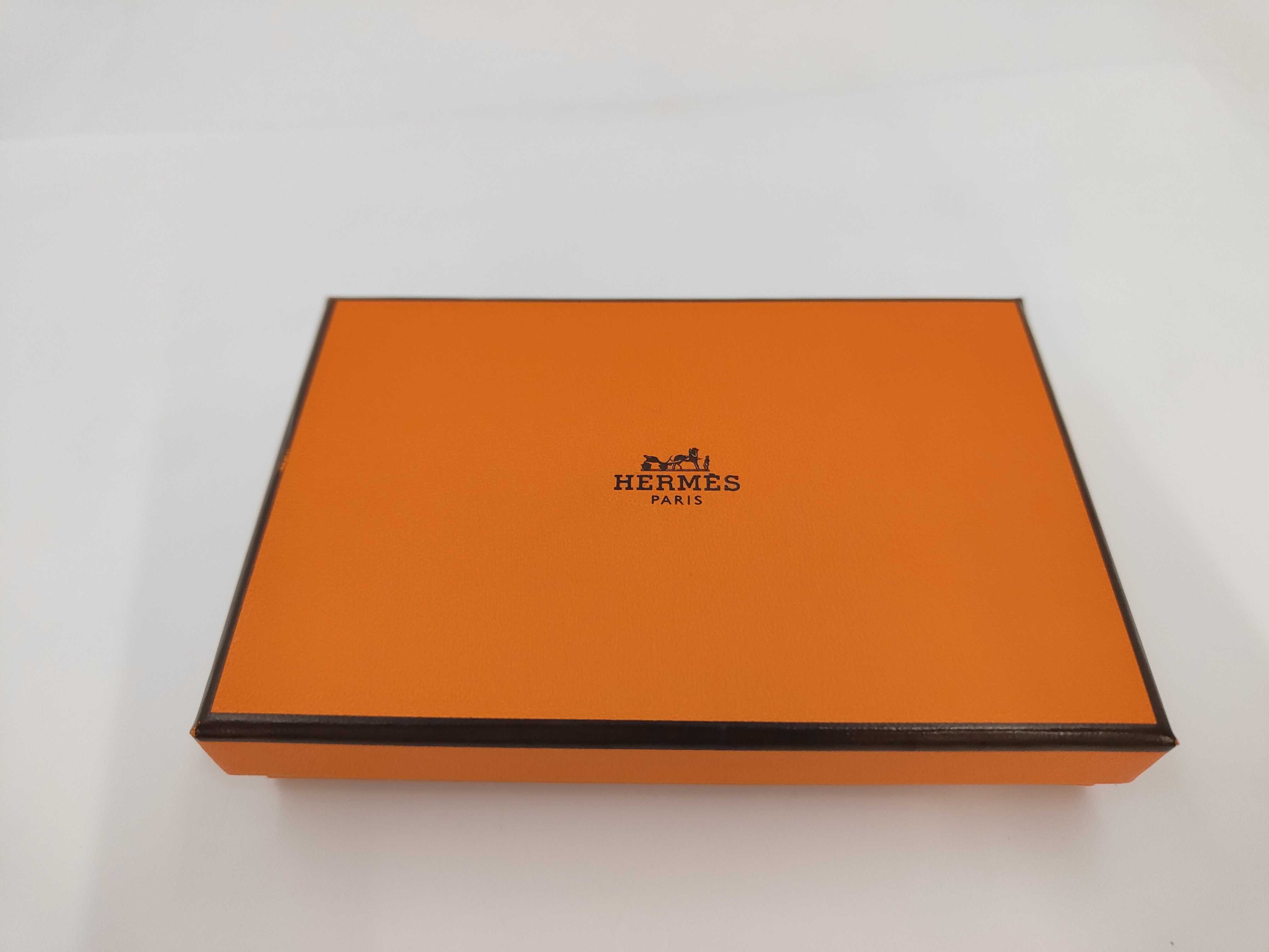Calvi Card Case, Aviatris Swift Leather, Nata, U-stamp, Card Case — view 10