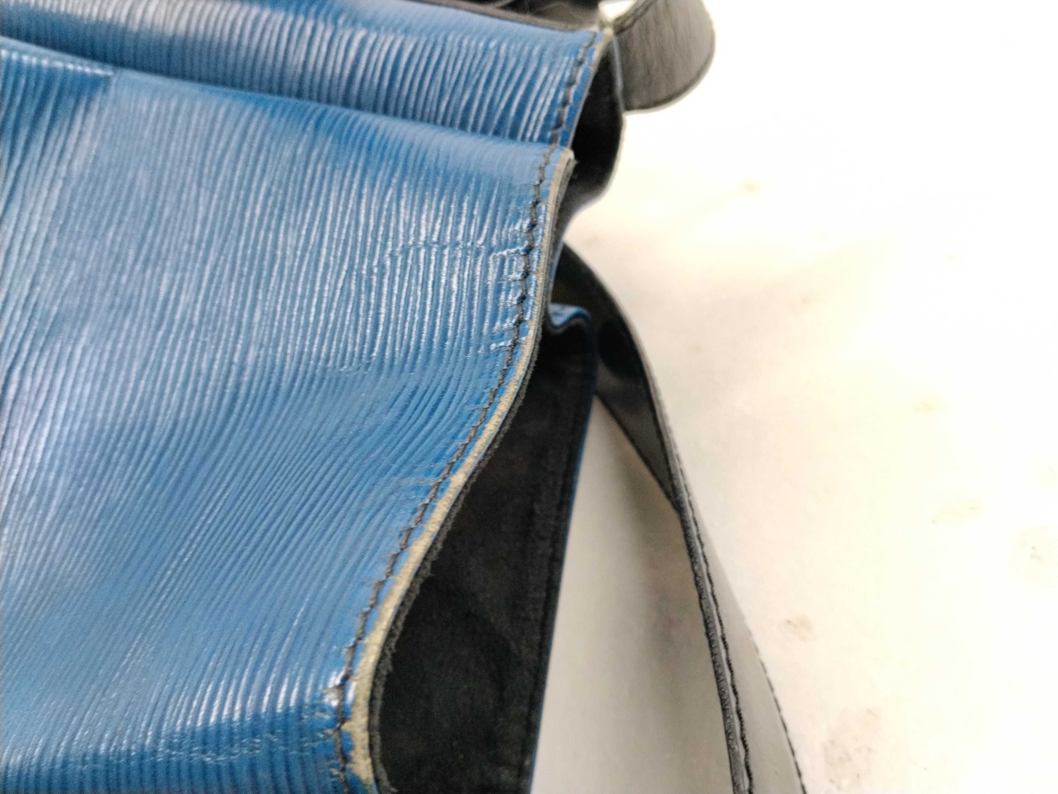Epi Sac Depaule PM Shoulder Bag — view 12