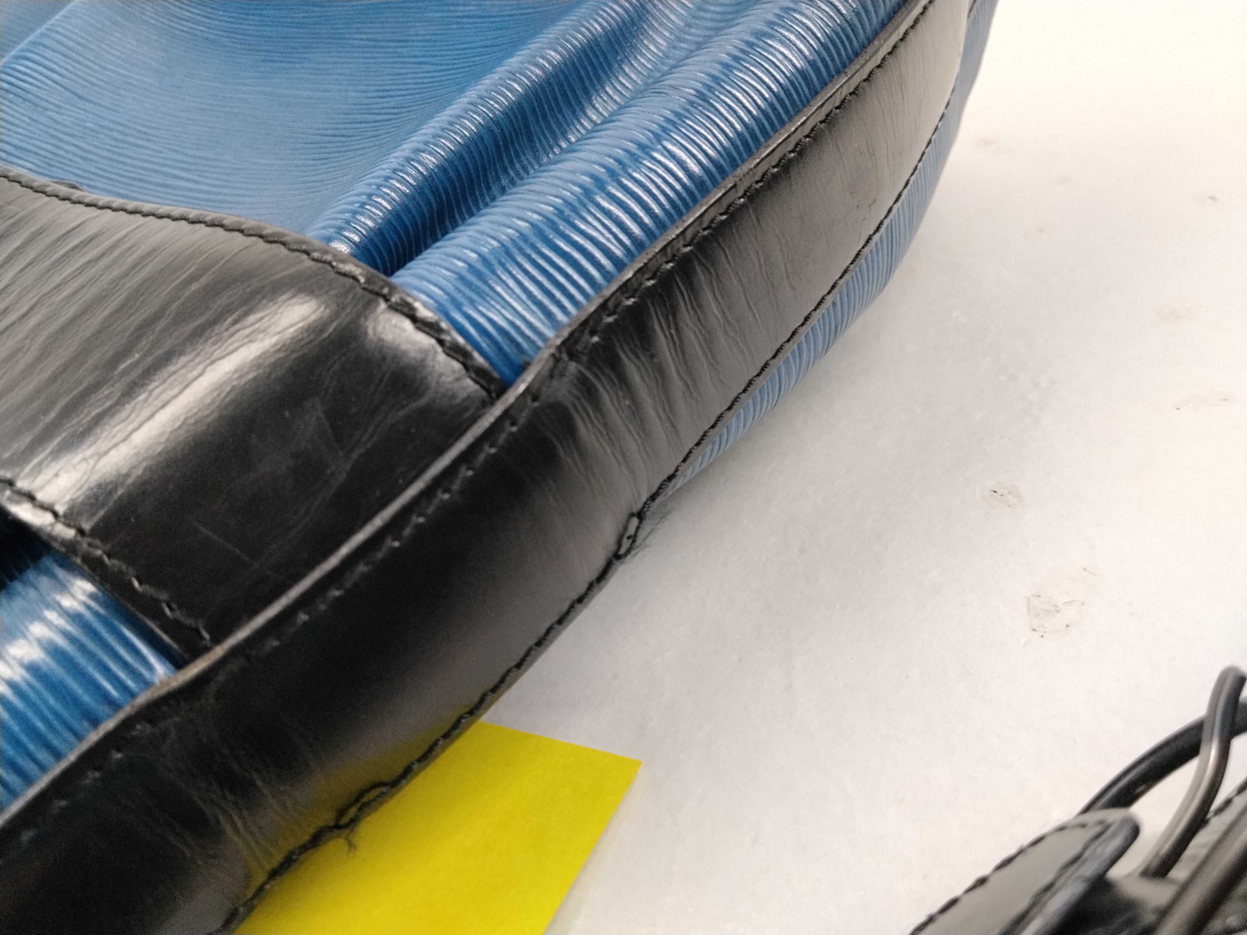 Epi Sac Depaule PM Shoulder Bag — view 13