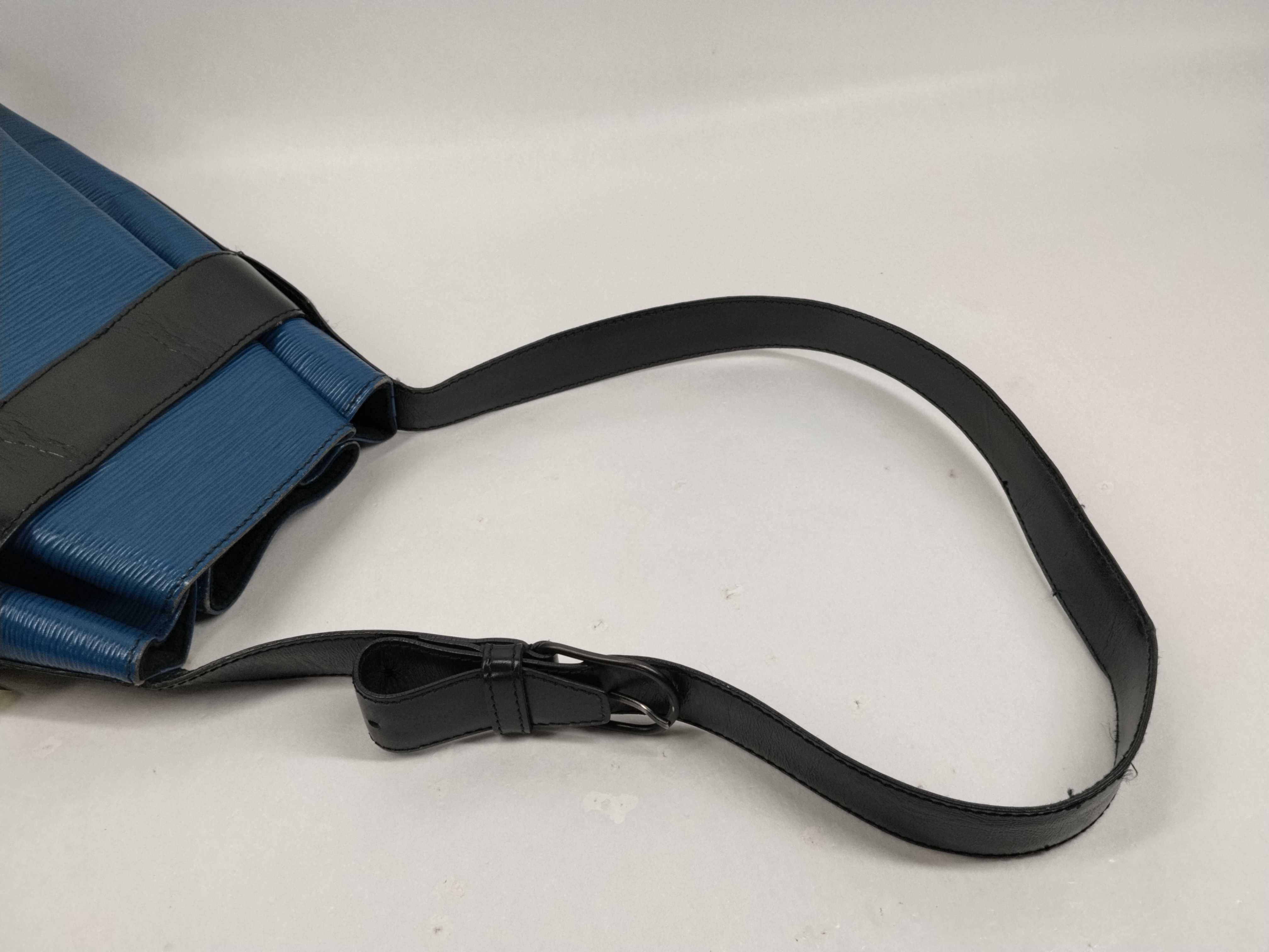 Epi Sac Depaule PM Shoulder Bag — view 7