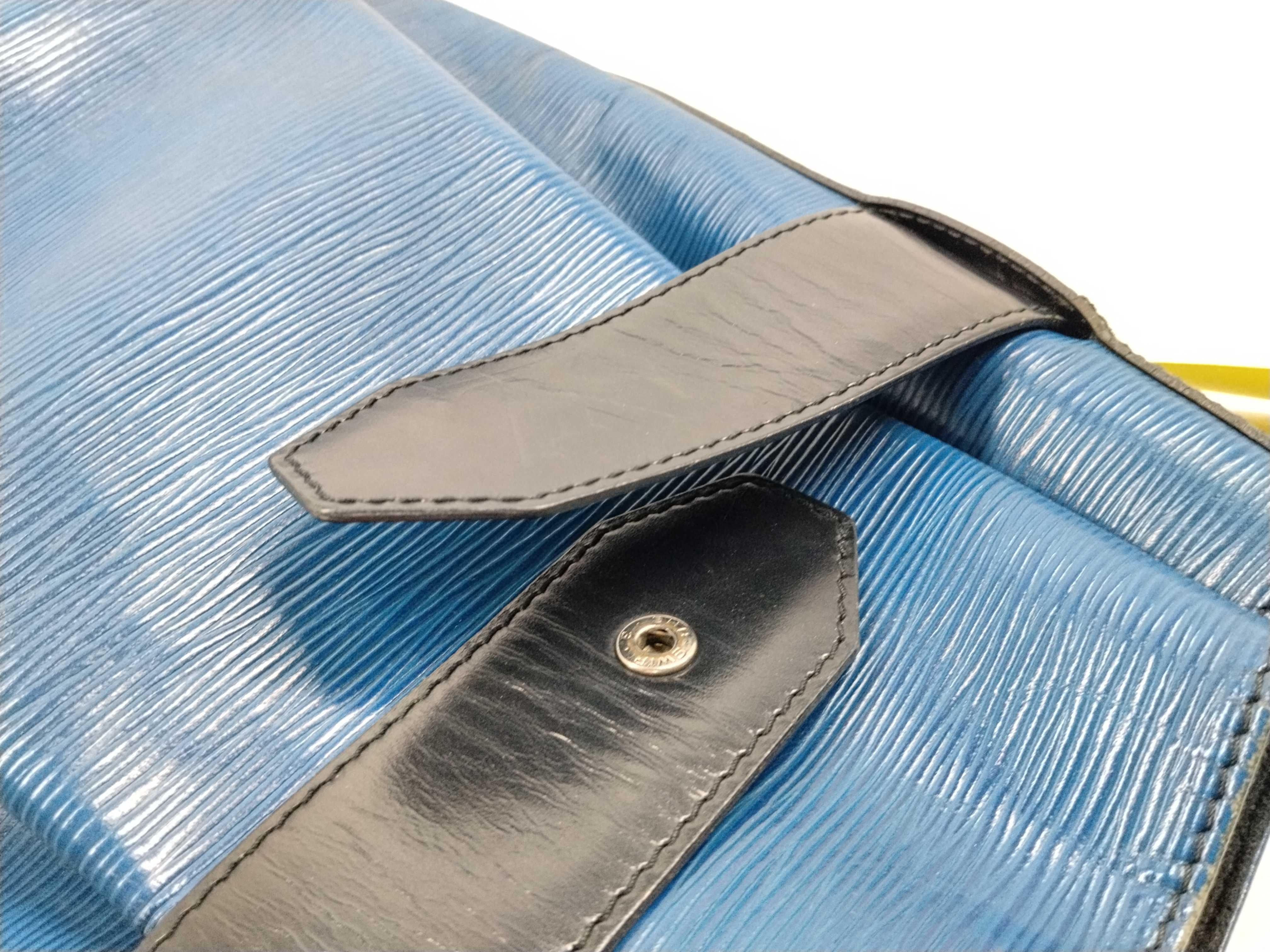 Epi Sac Depaule PM Shoulder Bag — view 9