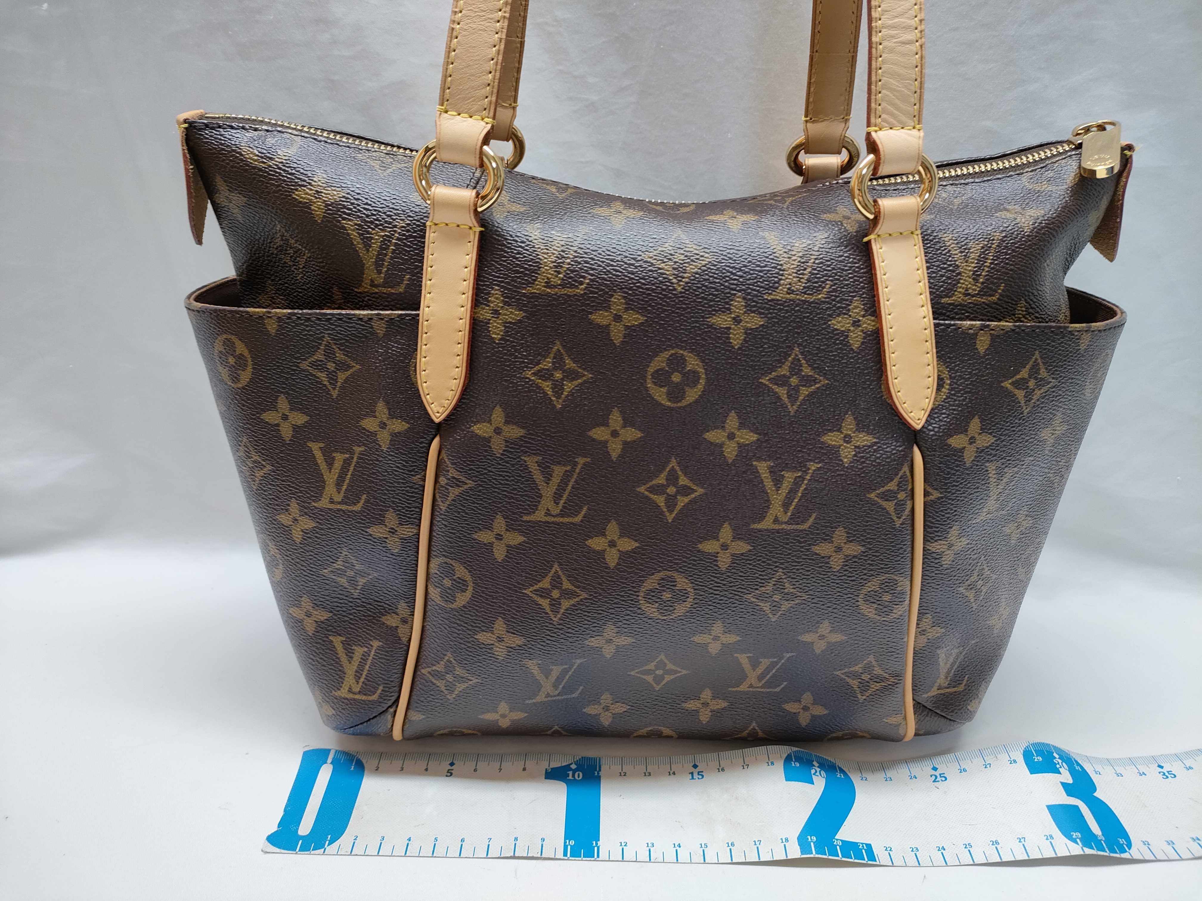 M56688 Totally PM Shoulder Bag — view 2