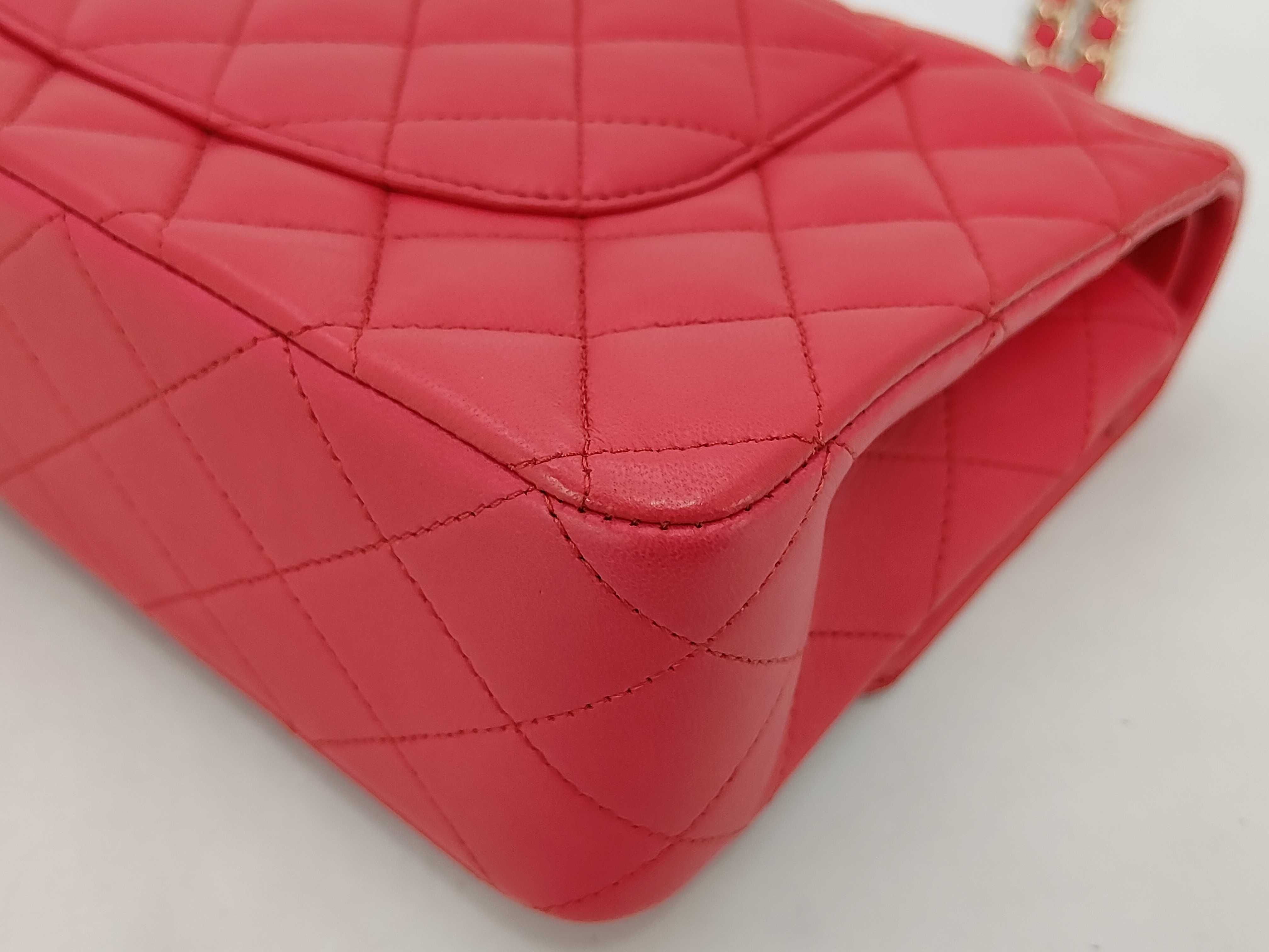 Double Flap 25 Chain Shoulder Bag, Matelassé Lambskin, Pink (PG) — view 3