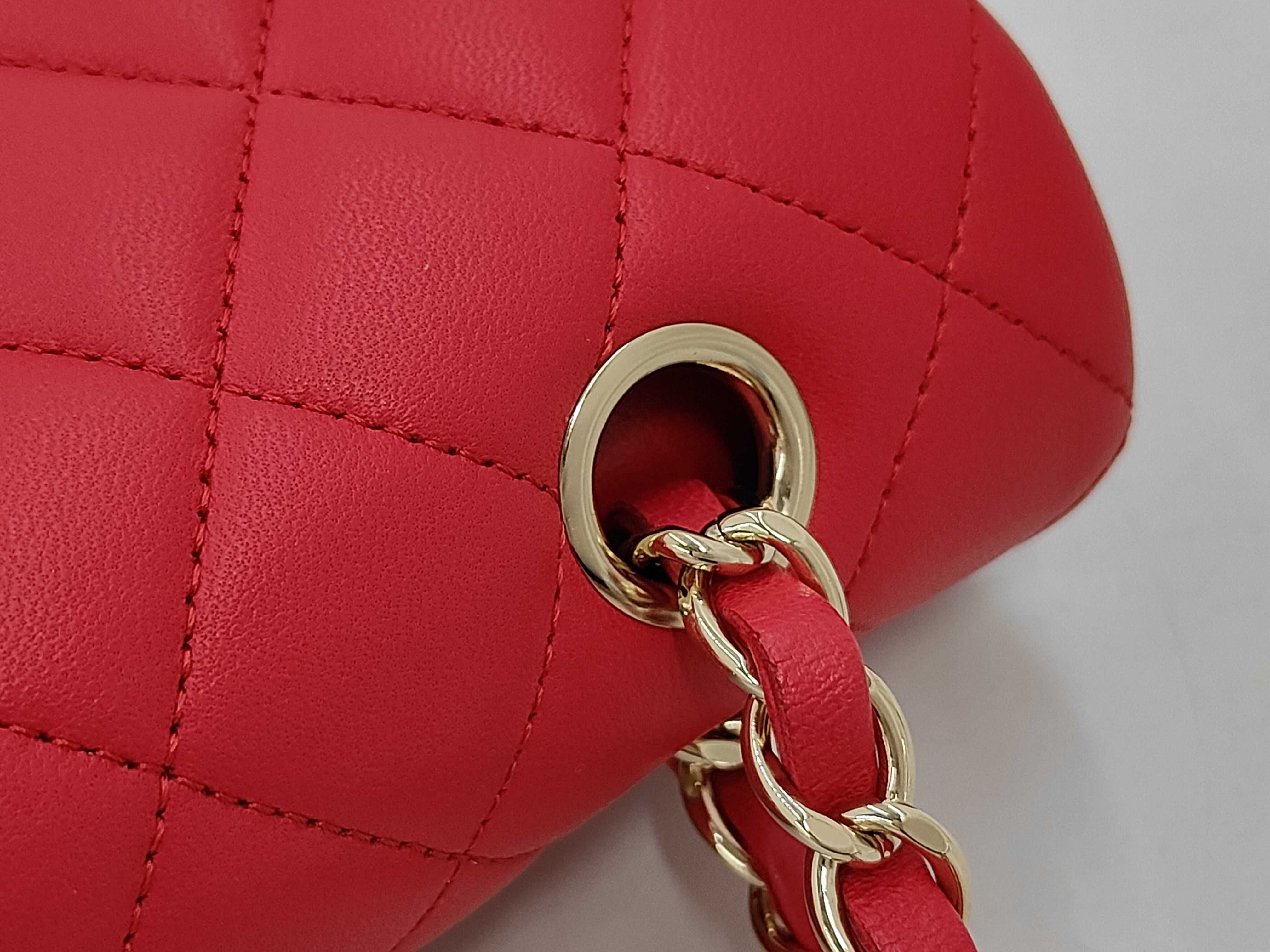 Double Flap 25 Chain Shoulder Bag, Matelassé Lambskin, Pink (PG) — view 7