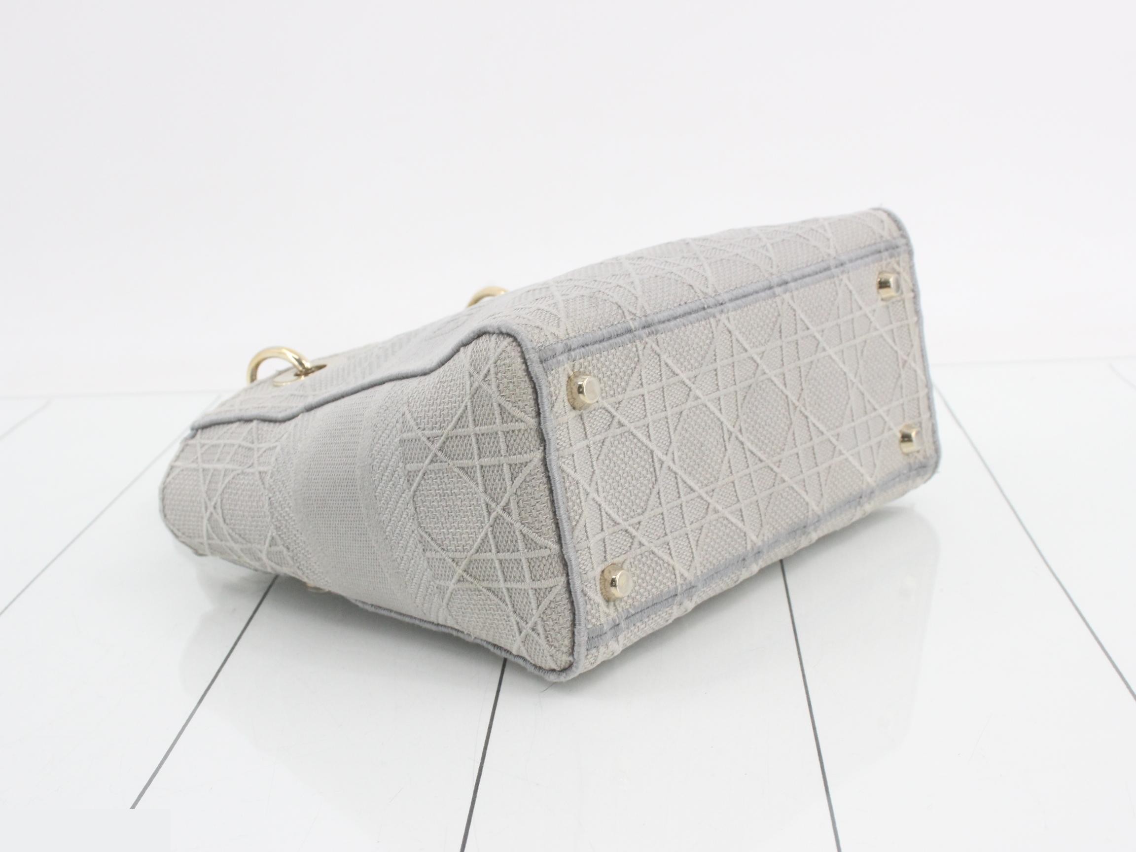 Lady D Light Gray Canvas — view 5