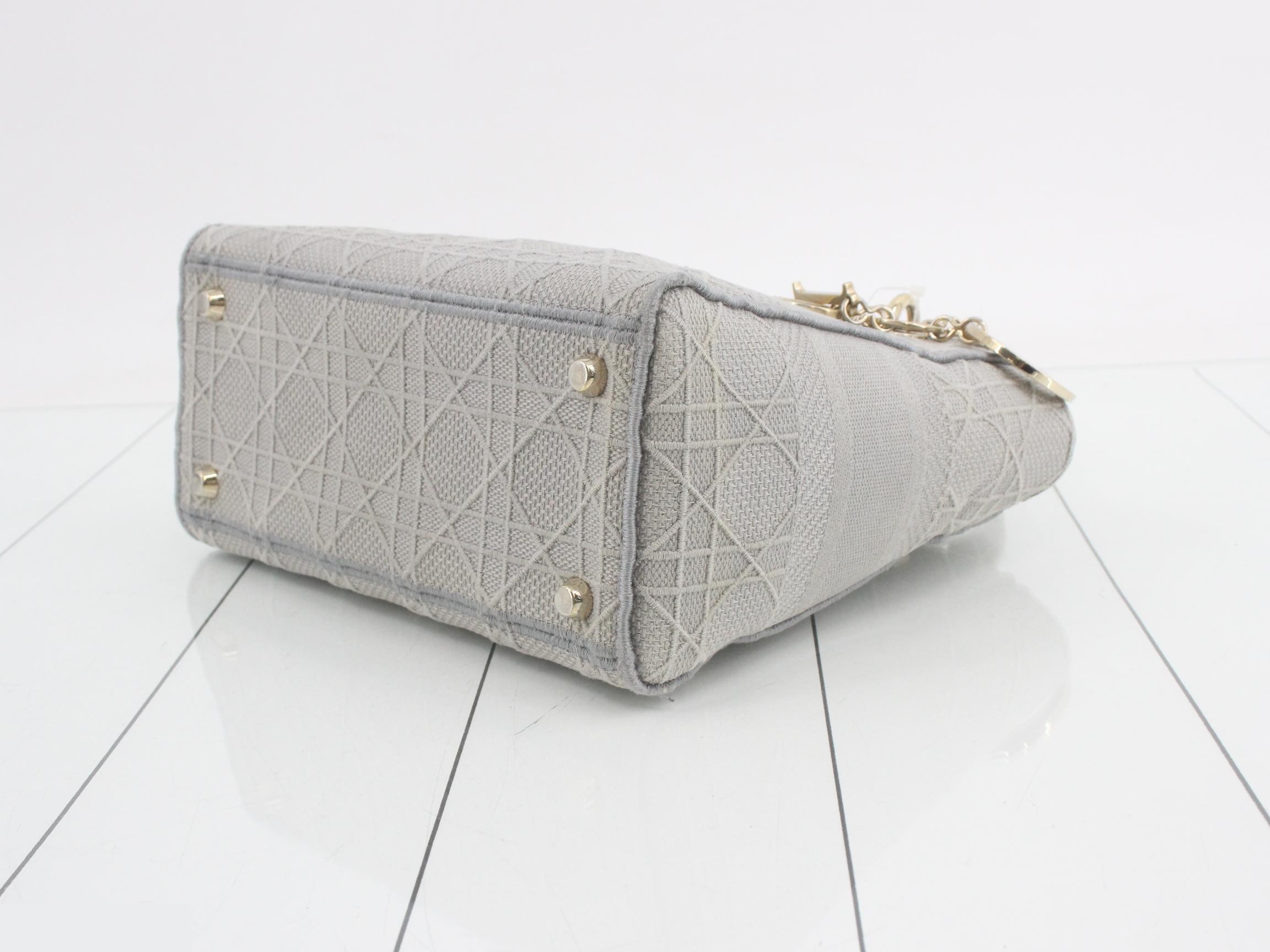 Lady D Light Gray Canvas — view 6