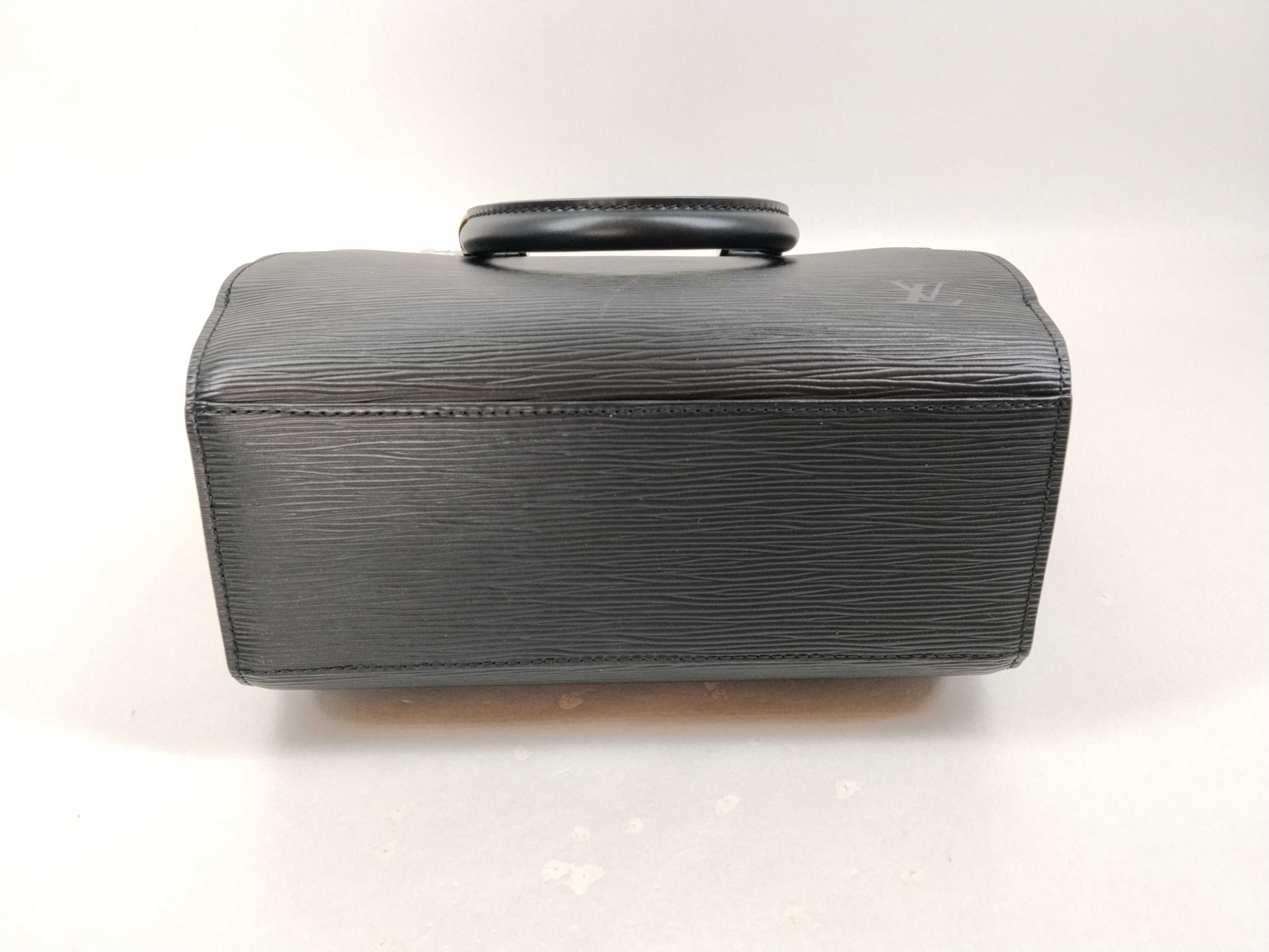 Epi Pont Neuf Handbag — view 10