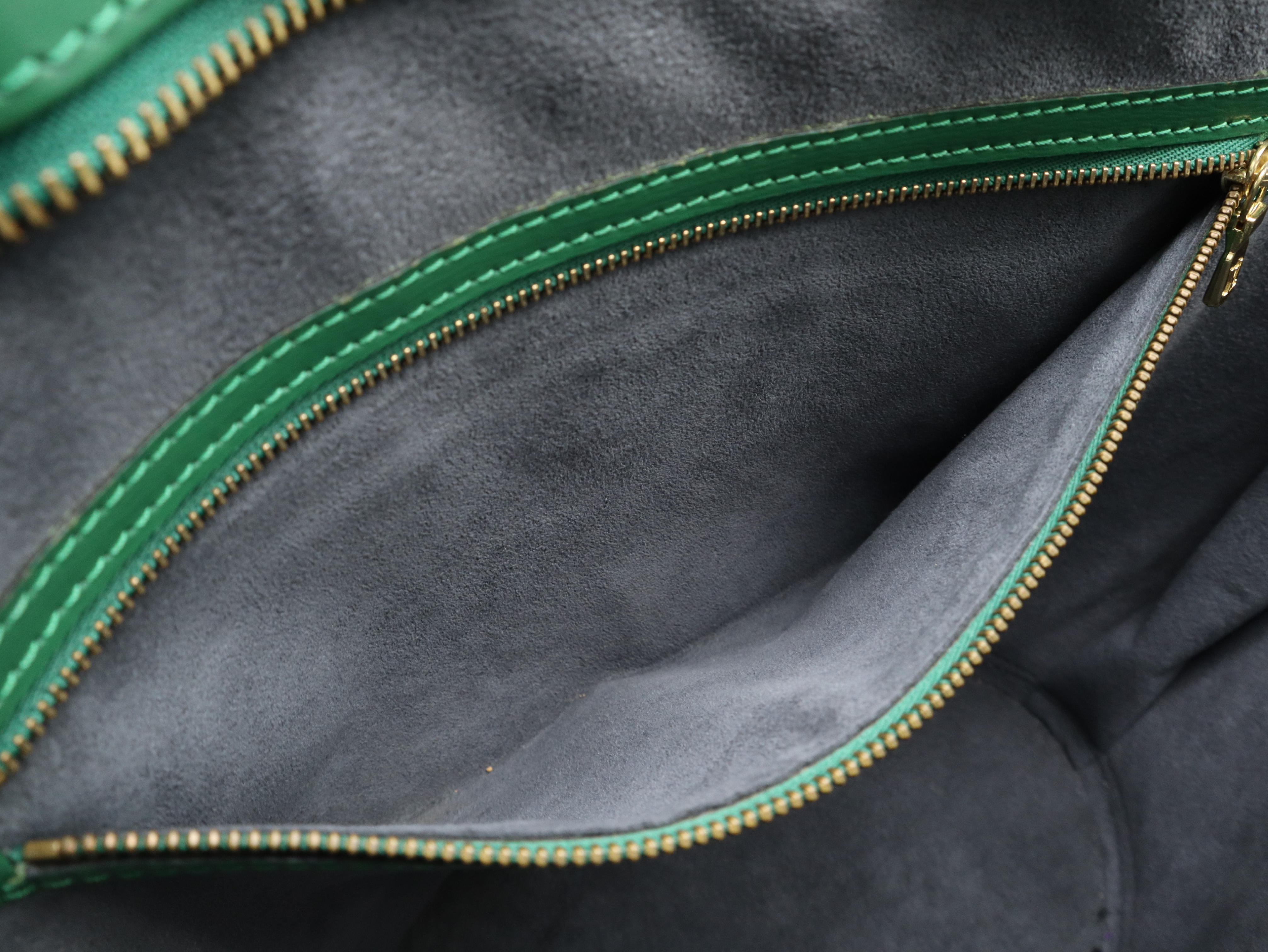 M52264 Epi Saint Jacques Shopping Borneo Green Tote Bag — view 12