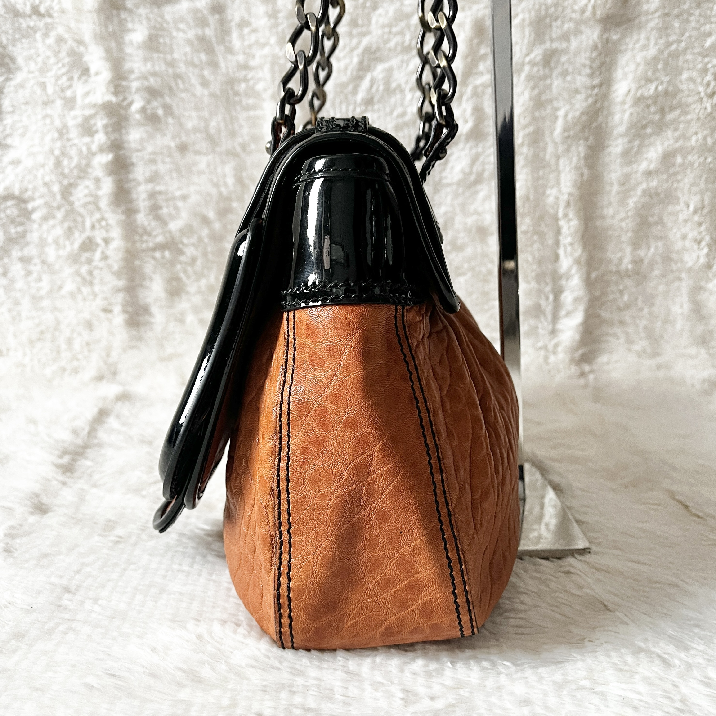 leather handbag — view 4