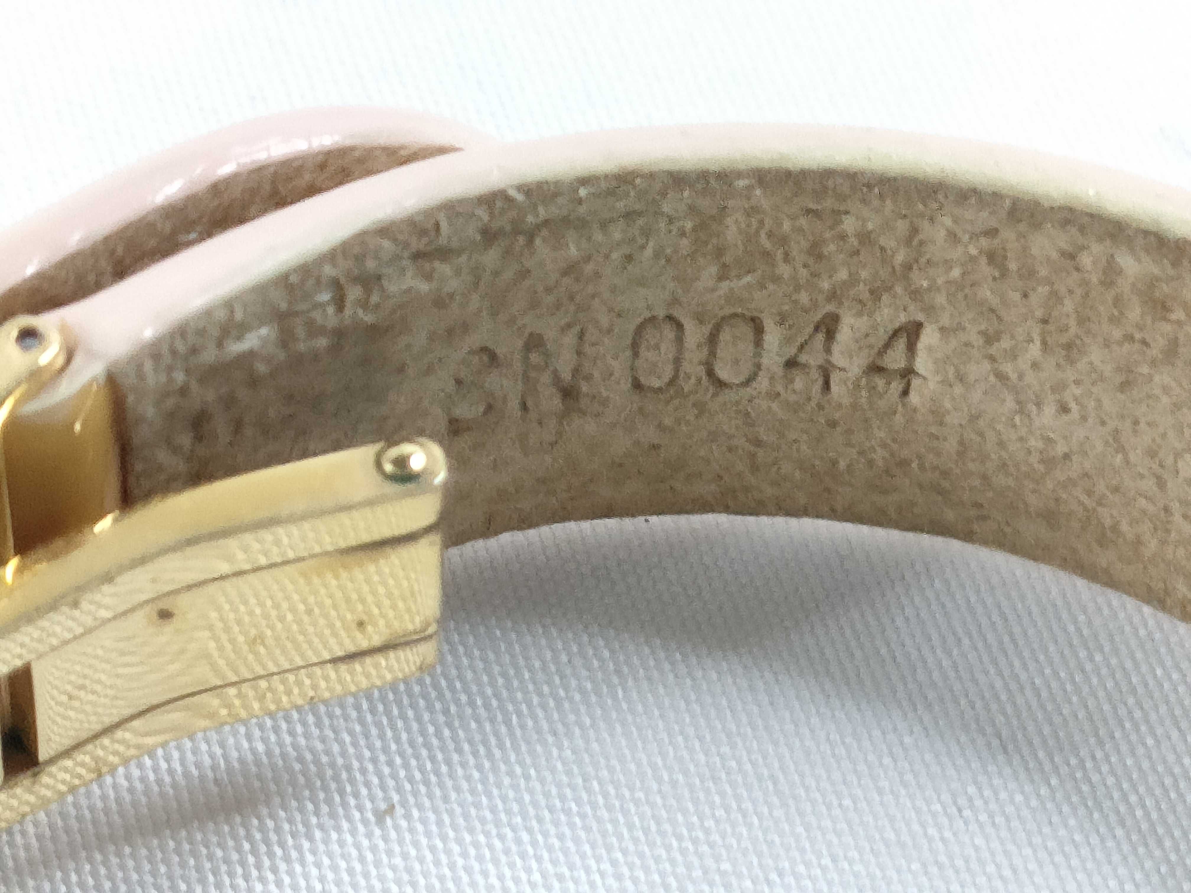 Vernis Louis Vuitton Good Luck Monogram Vernis Beige Bracelet Bracelet/Bangle — view 7