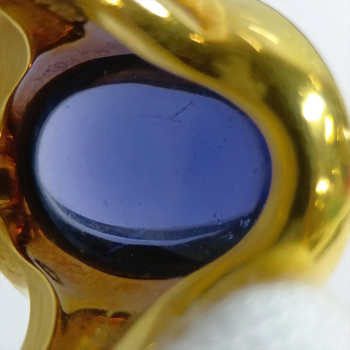 Baignoire Iolite Ring, 750 (Yellow Gold), 19.6g, Size 53, C51172. Features: Stone has — view 7