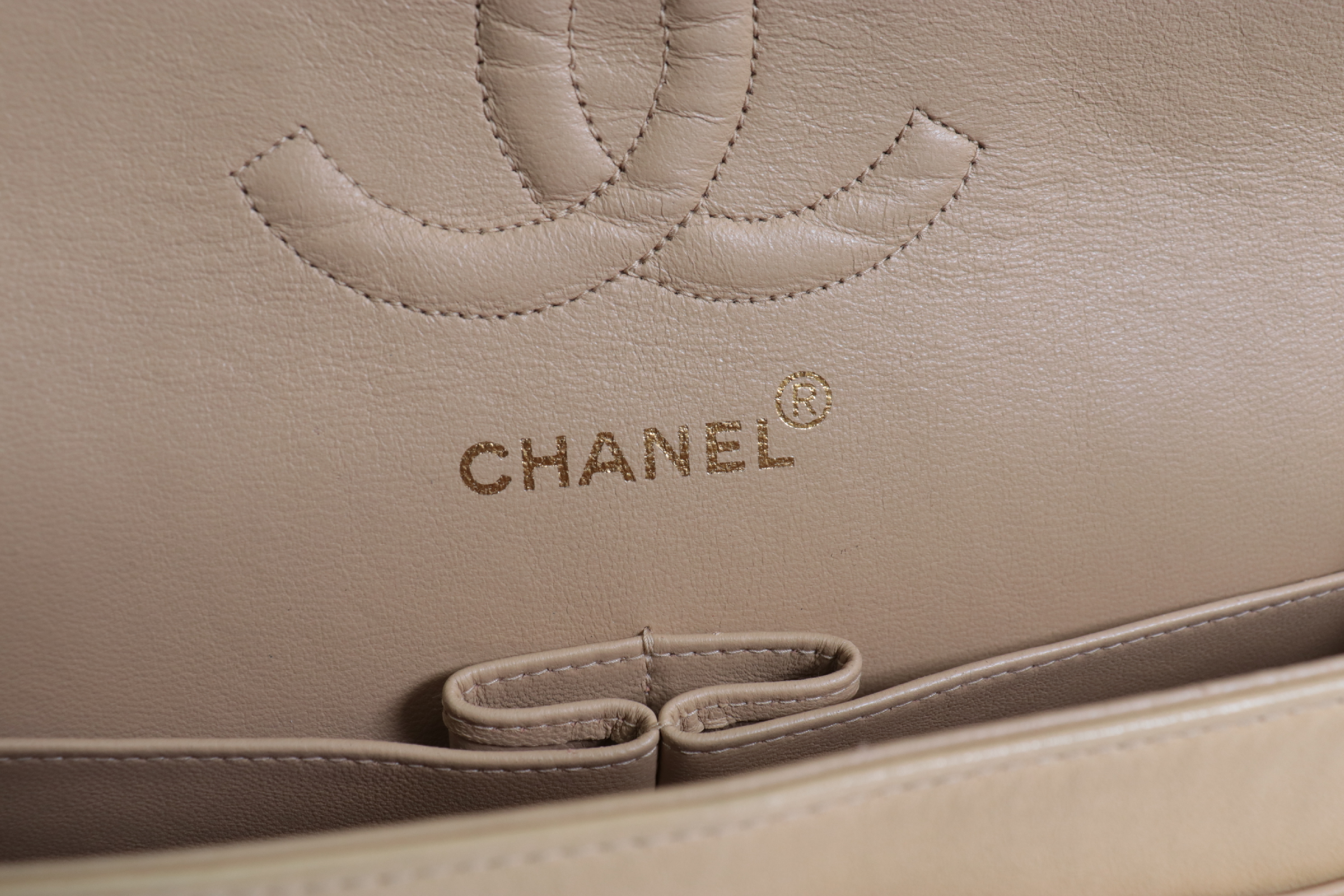 W-Flap 25 Lambskin Beige Shoulder Bag (Serial No. 5) — view 8