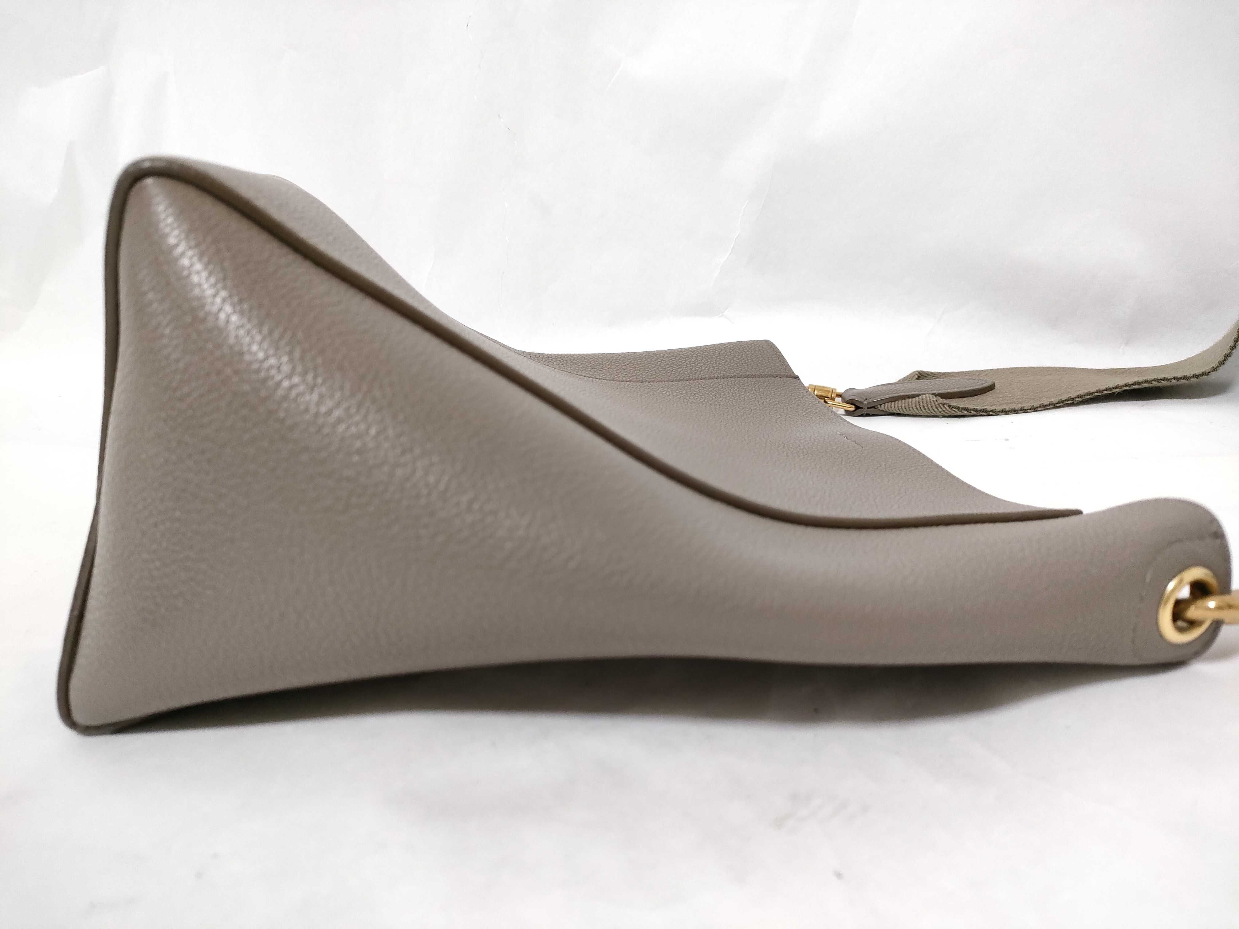 Sangle Bucket Shoulder Bag — view 8