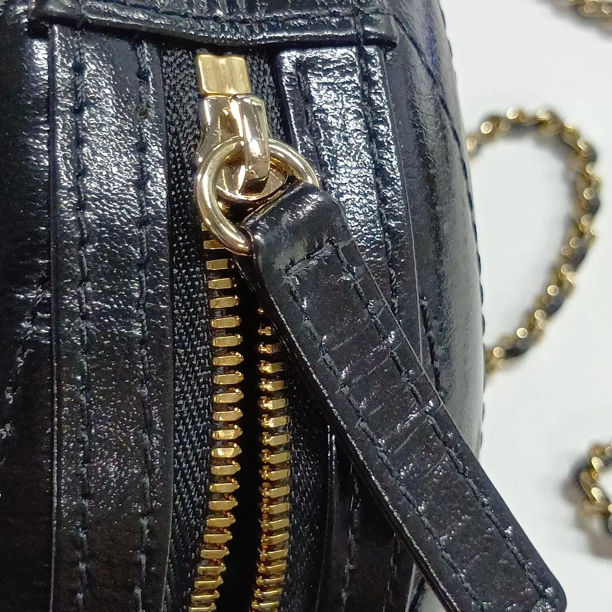 La Pausa Leather Chain Shoulder Bag, Chevron V-stitch Fringe, Black x White, Gold Hardware, 26917825, Serial Number 26 — view 12
