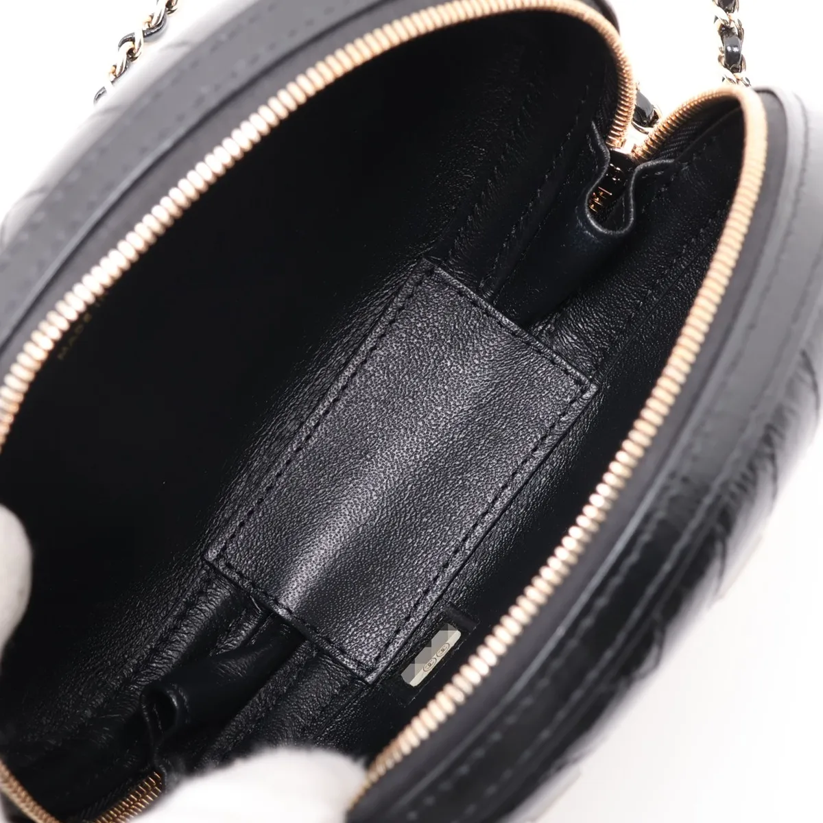 La Pausa Leather Chain Shoulder Bag, Chevron V-stitch Fringe, Black x White, Gold Hardware, 26917825, Serial Number 26 — view 6