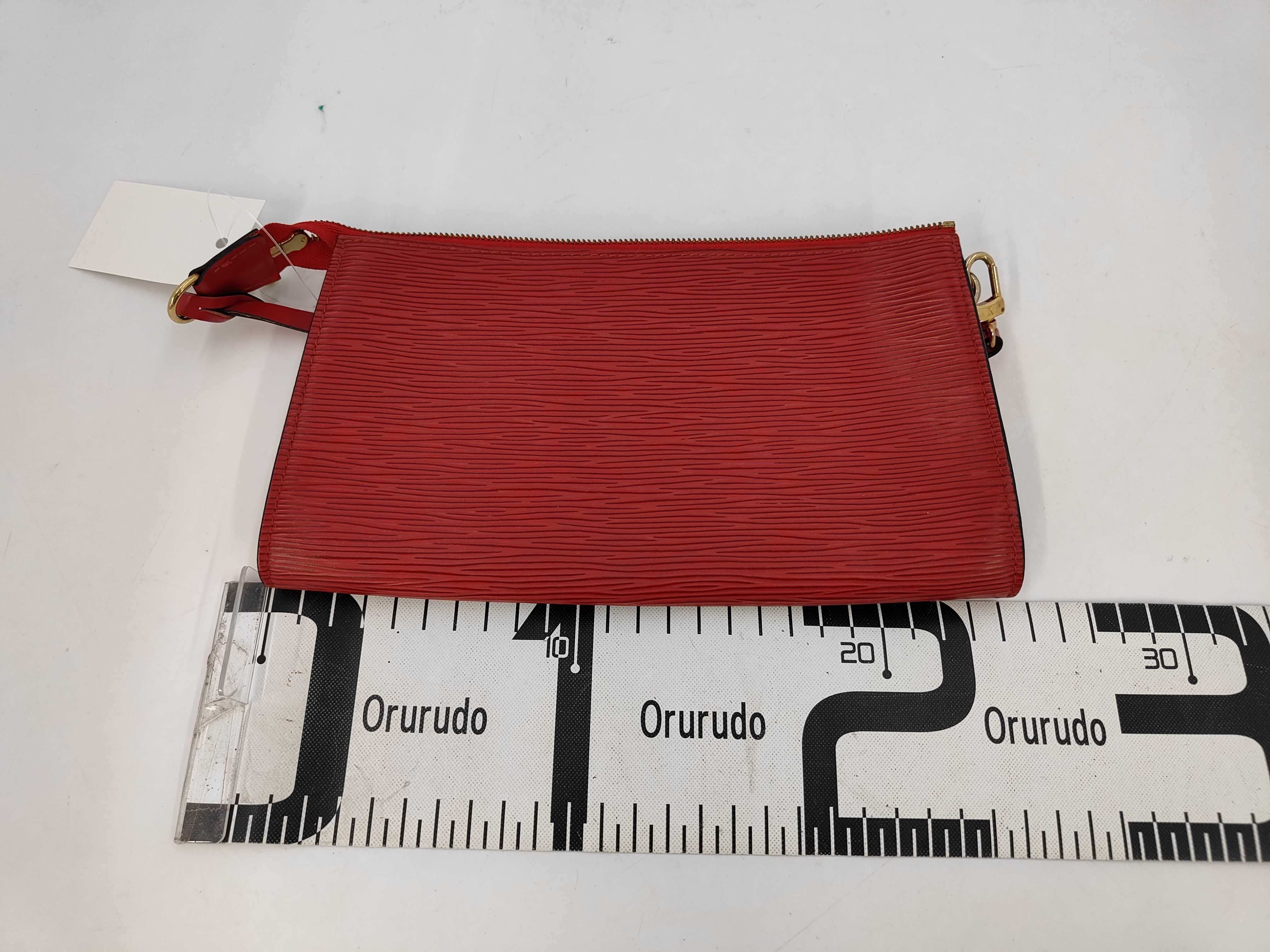 Epi M52947 Pochette Accessoires Castilian Red Handbag — view 2