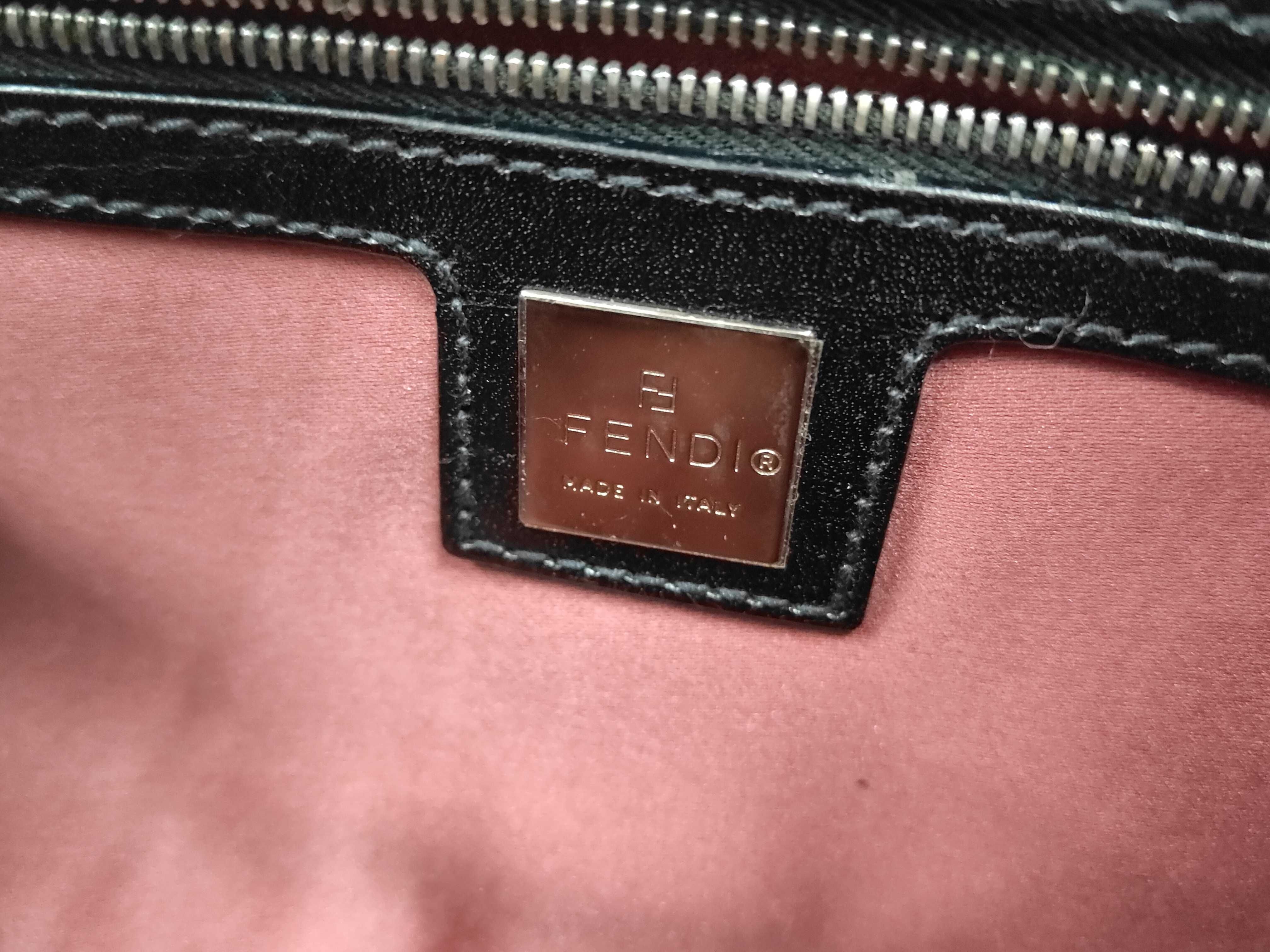 Mamma Bucket Knit Leather One-Shoulder Bag (Shoulder Bag/Handbag) — view 12