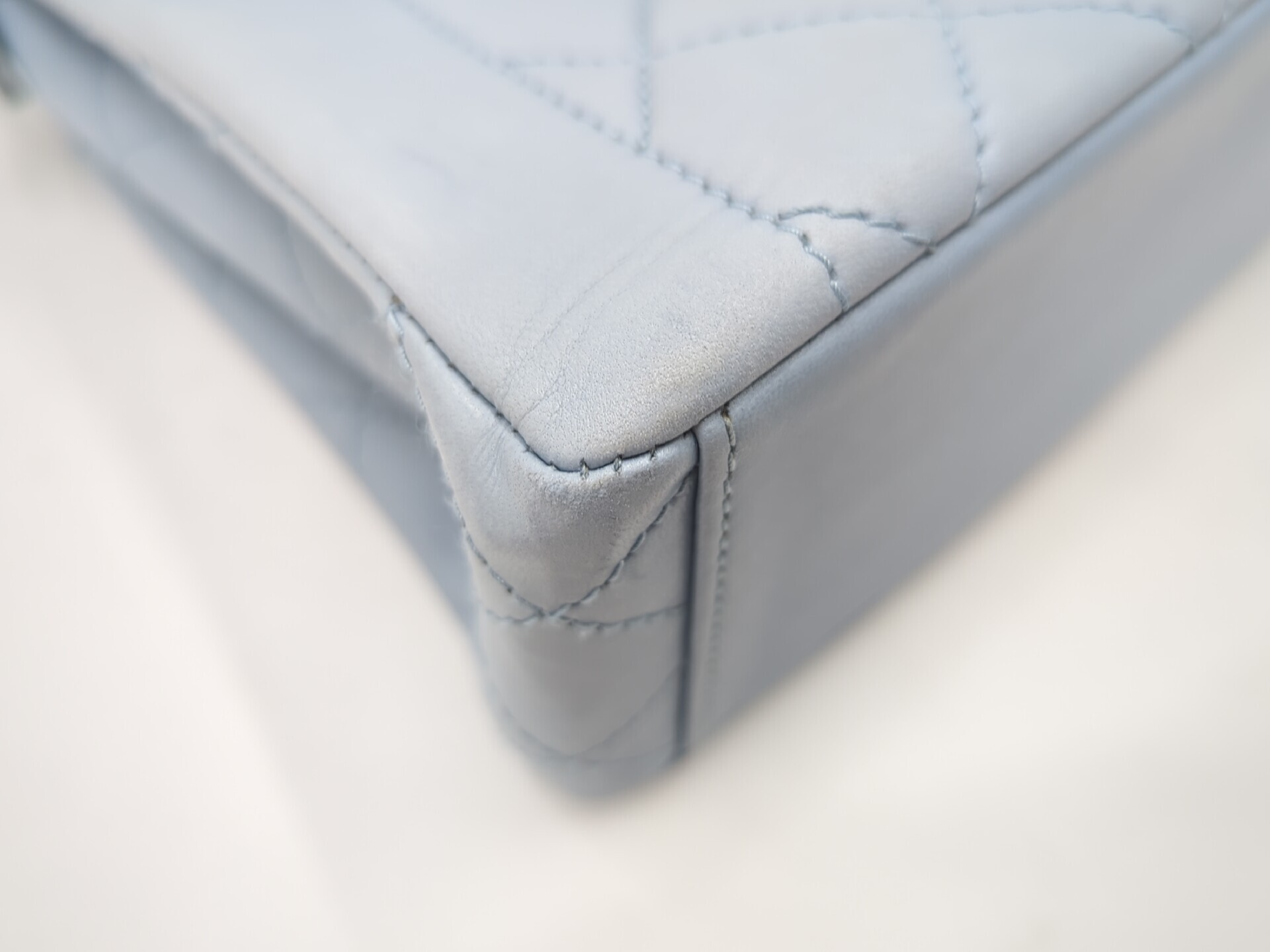 Lambskin Matelassé Turnlock Blue Shoulder Bag — view 4