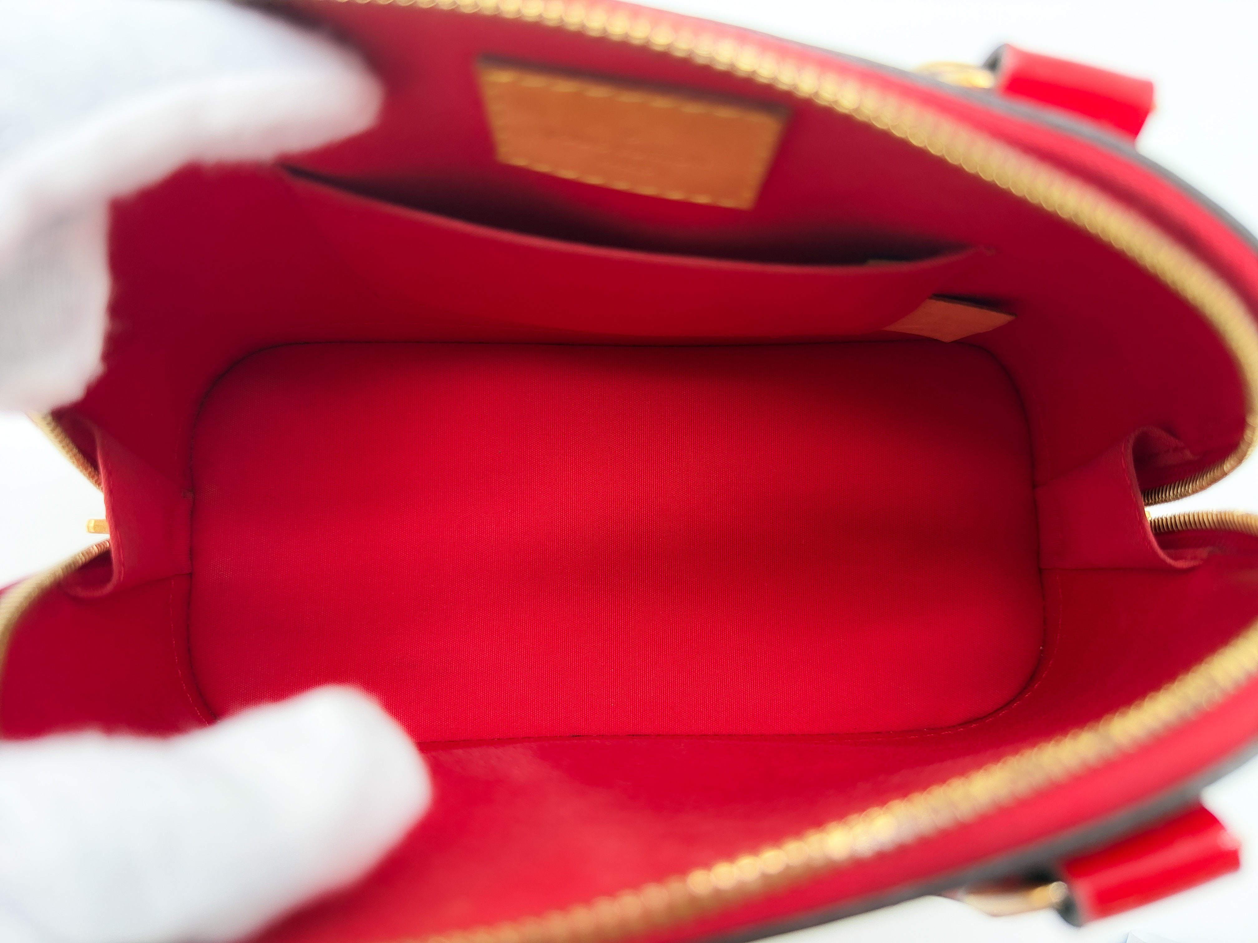 Vernis M91606 Alma BB ST Padlock Clochette Pomme d'Amour SD0166 2-Way Handbag — view 10