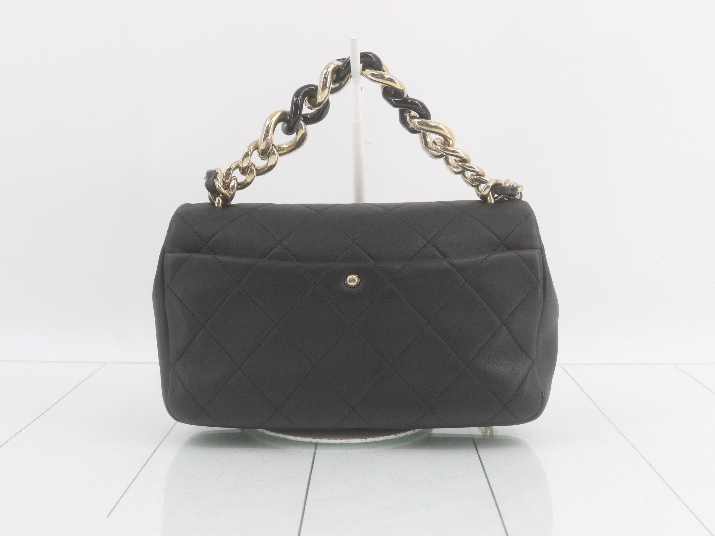 Matelassé (bag) - handbag — view 2