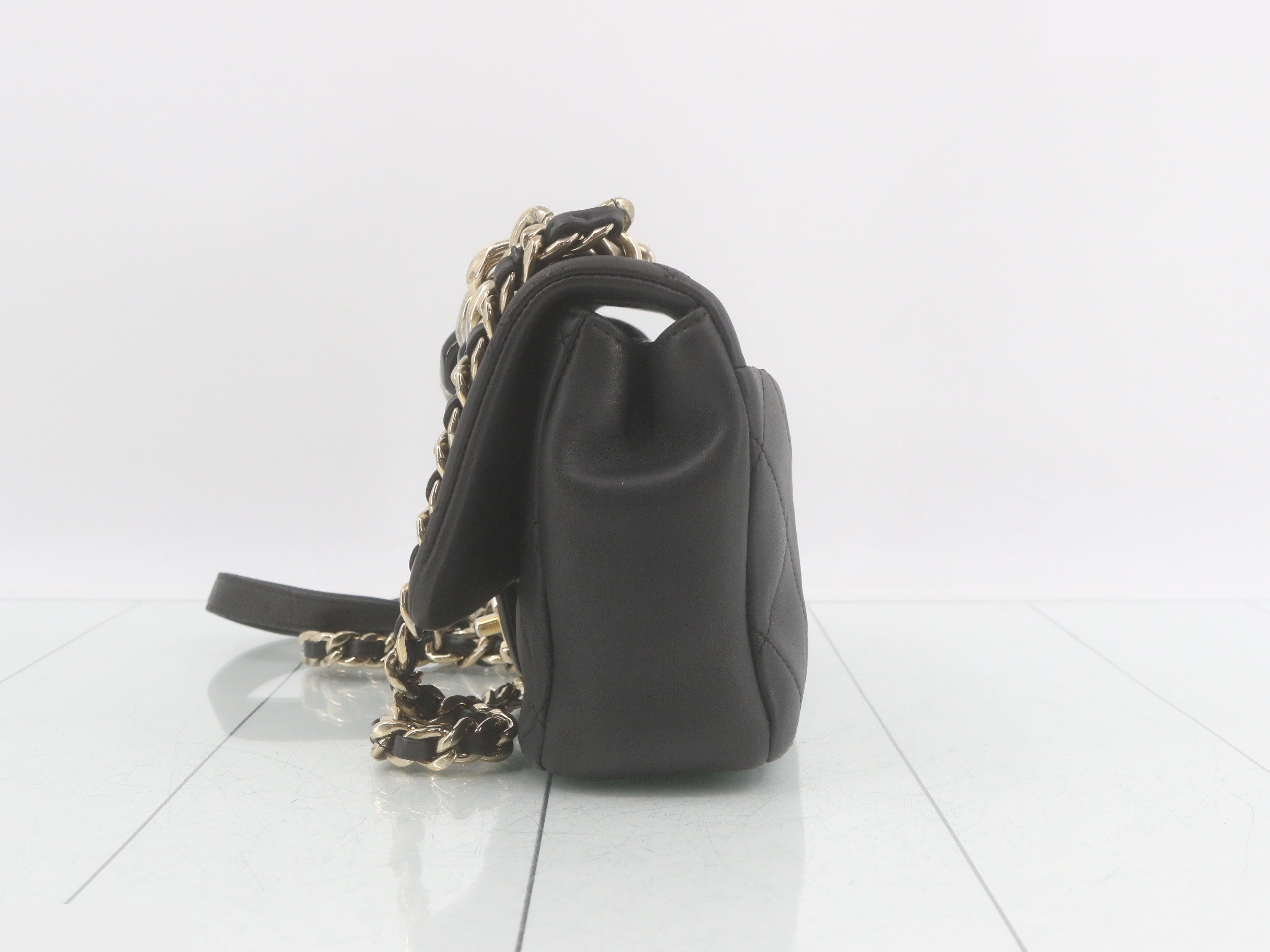 Matelassé (bag) - handbag — view 3