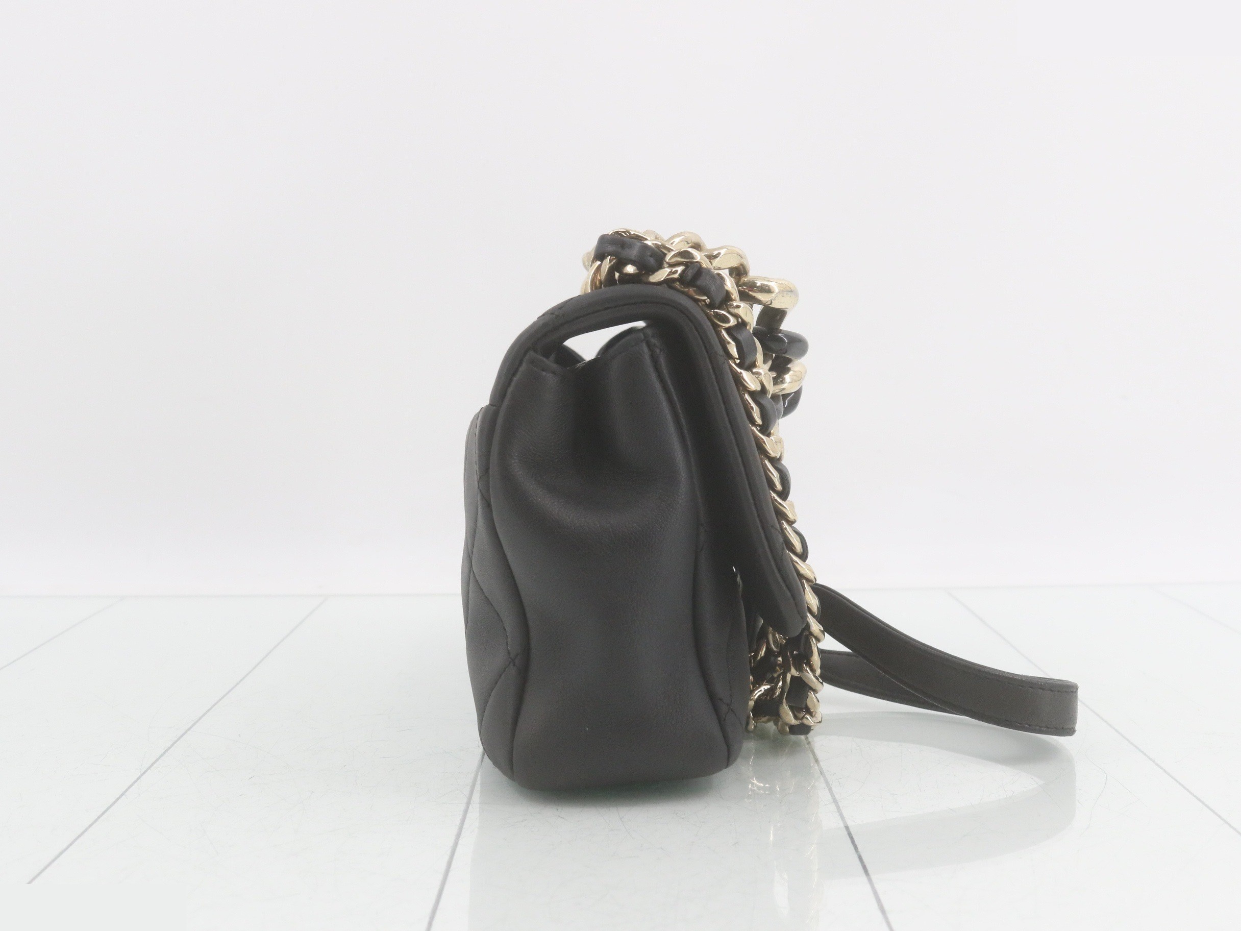 Matelassé (bag) - handbag — view 4