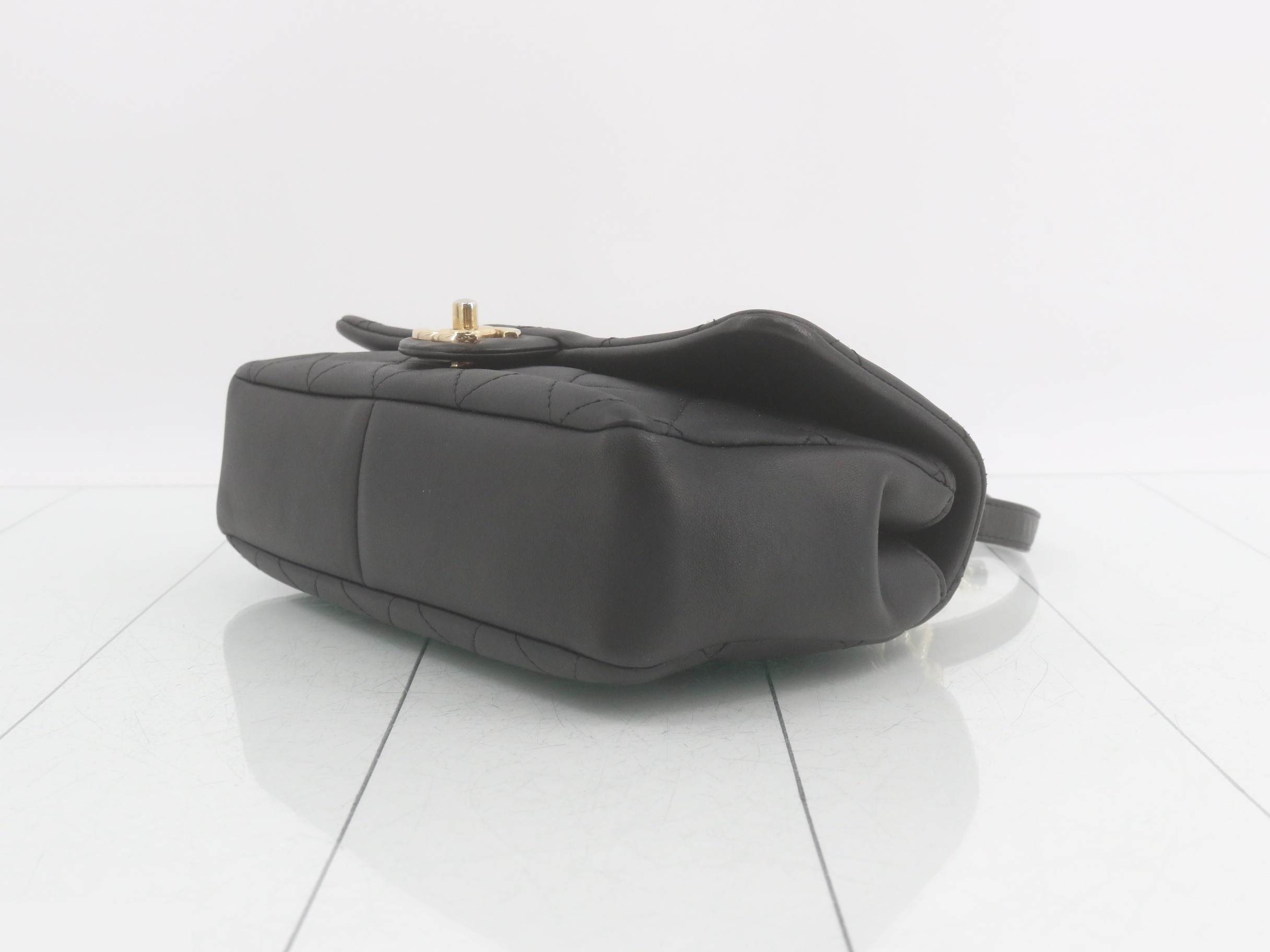 Matelassé (bag) - handbag — view 6