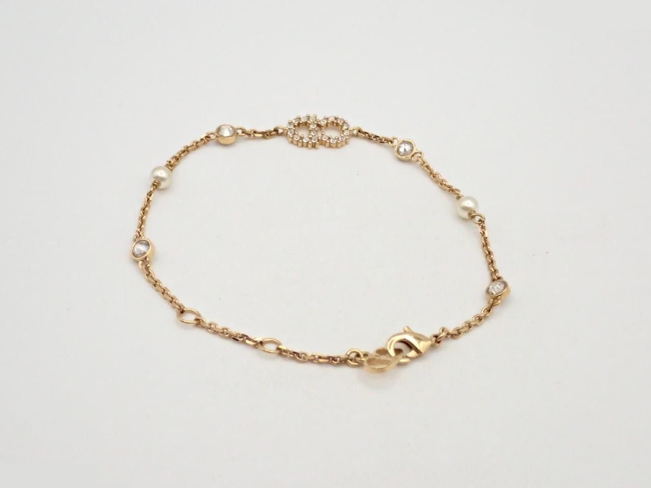 Faux pearl and rhinestone CD logo bracelet, wrist circumference approximately 17cm — view 2
