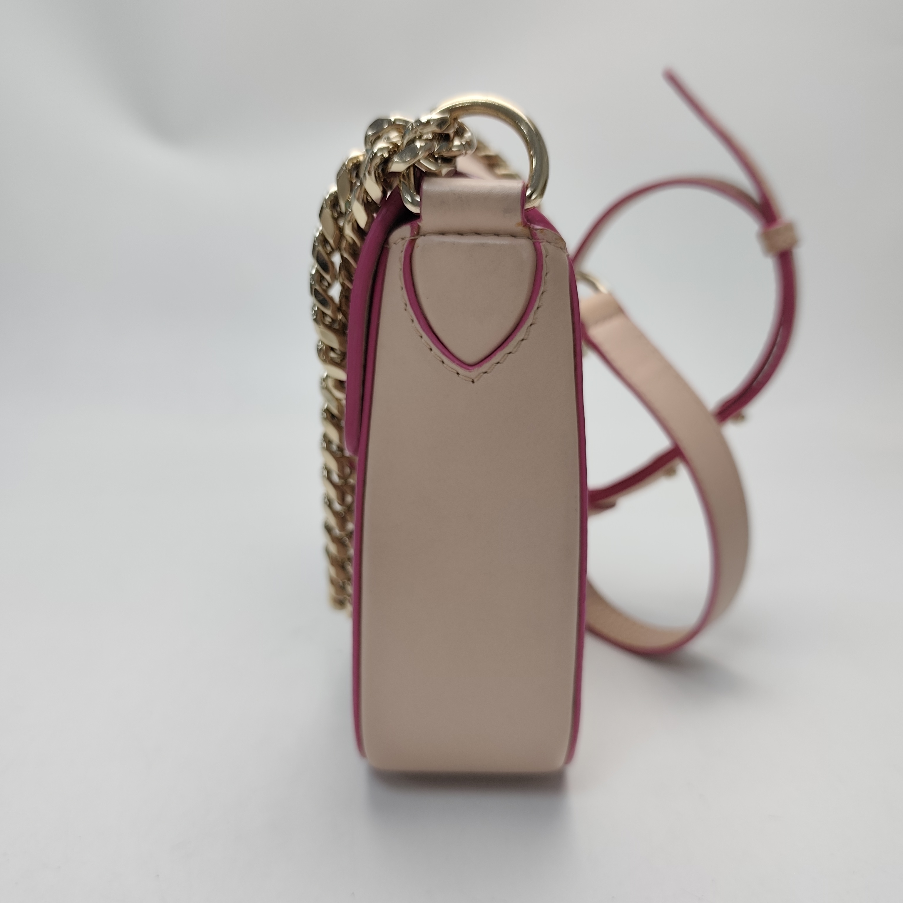 【*Shipped from: China*】BVLGARI Bulgari Leather Shoulder Bag — view 4
