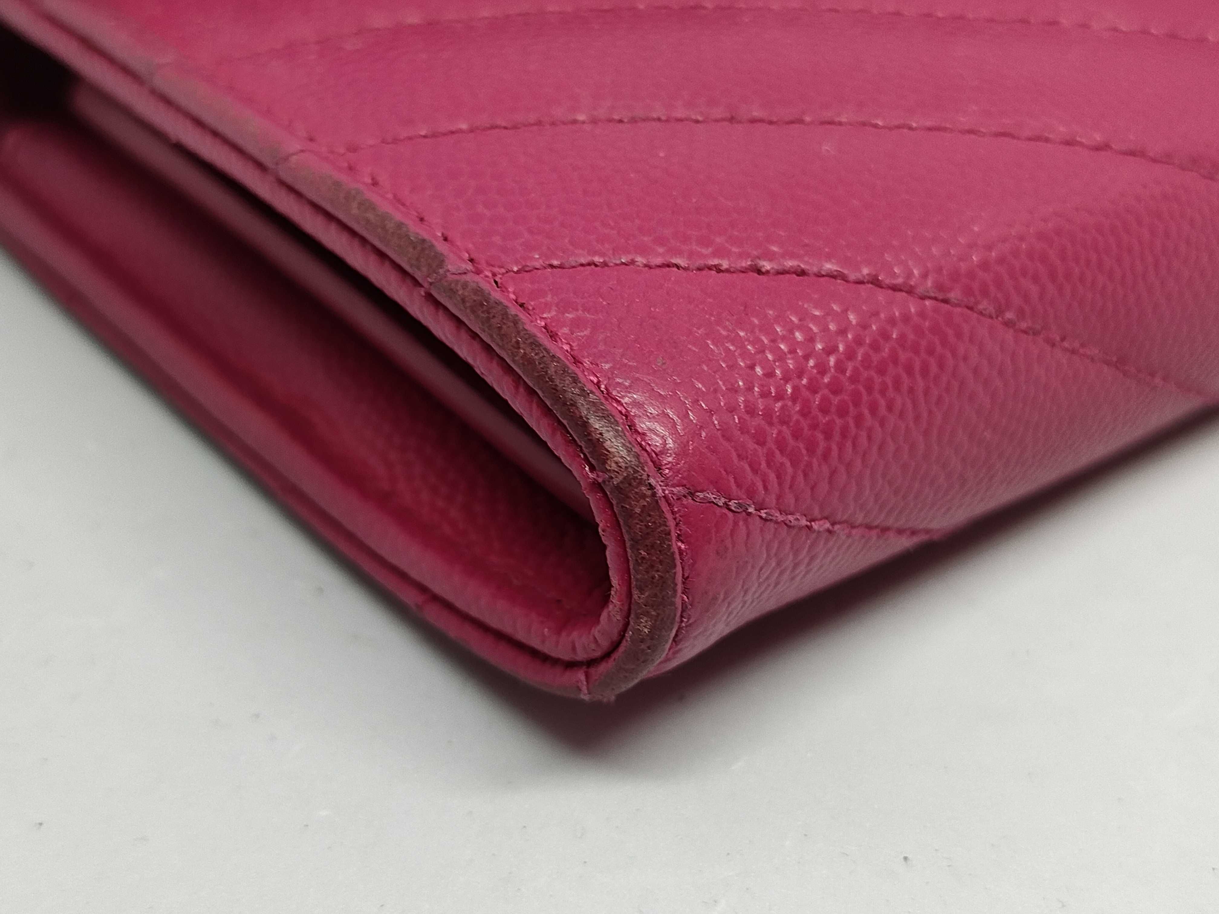 wallet — view 3