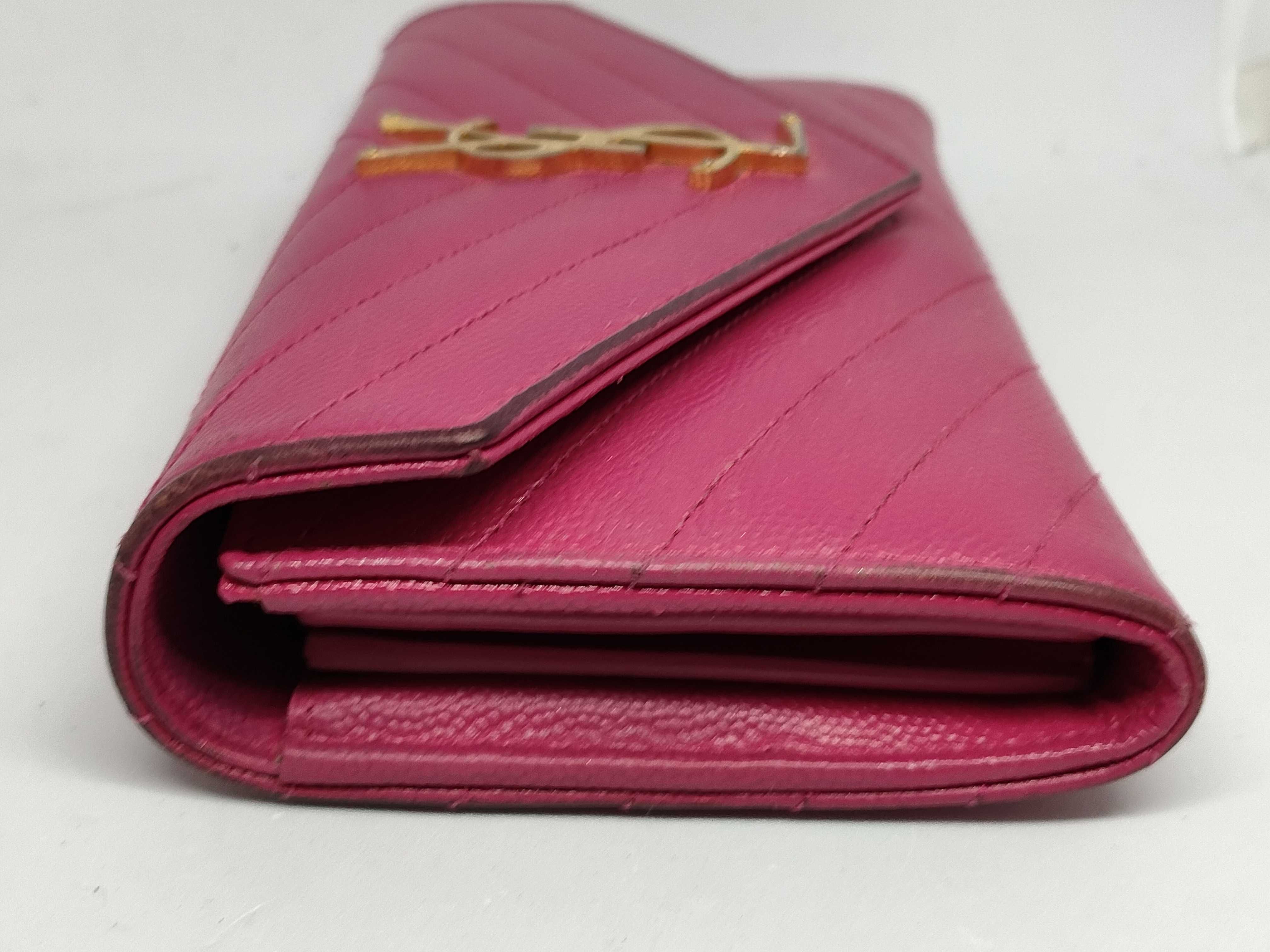 wallet — view 4