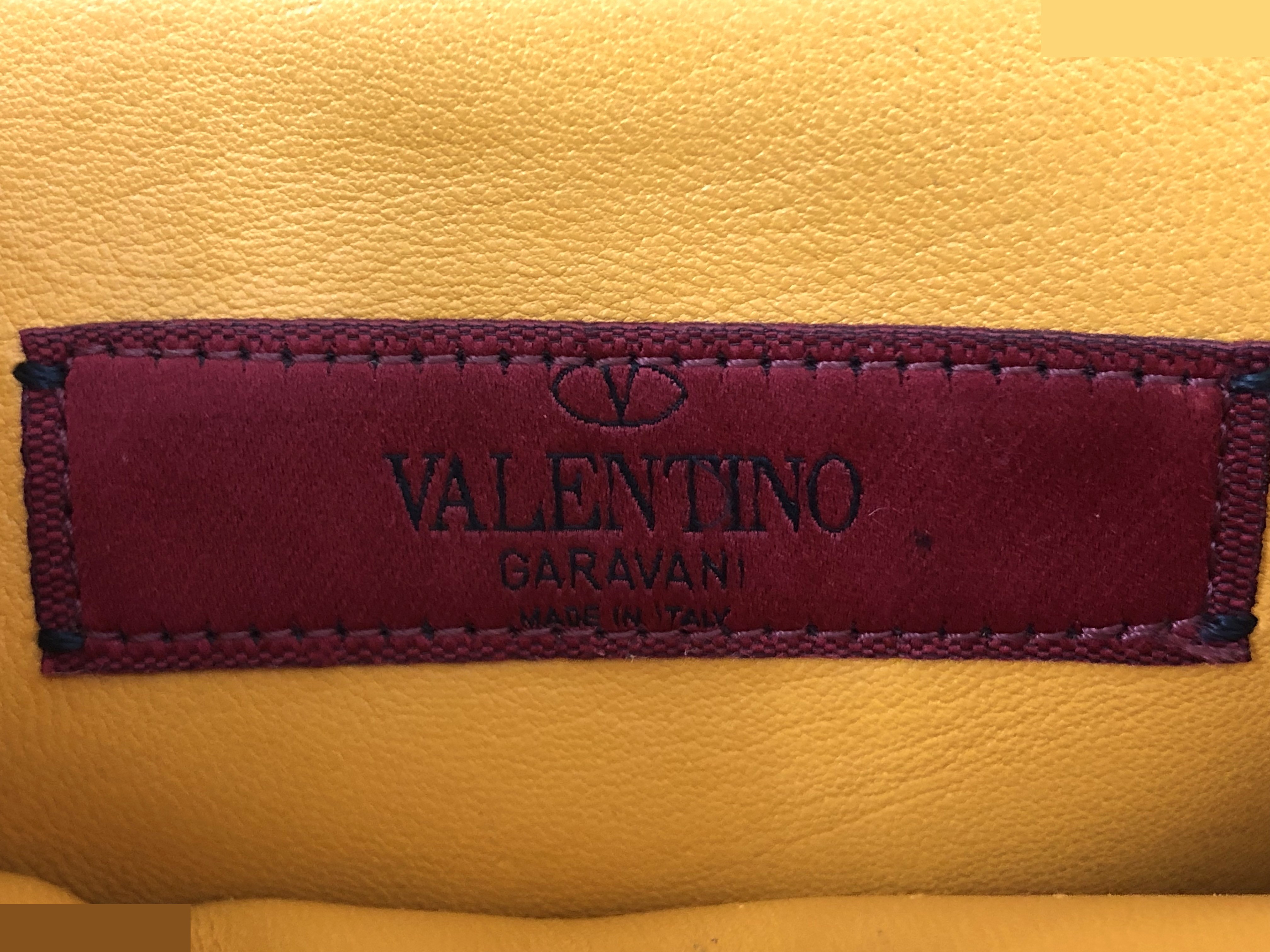 Chain Shoulder Bag — view 6