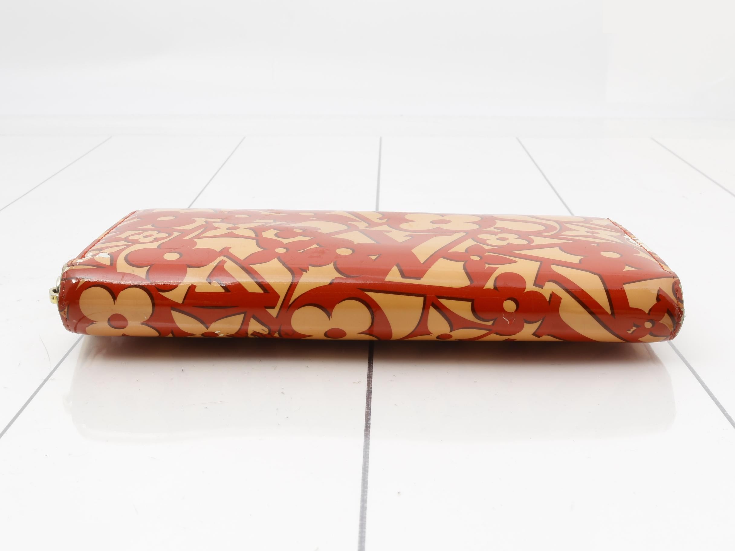 Zippy Wallet Sweet Monogram — view 3