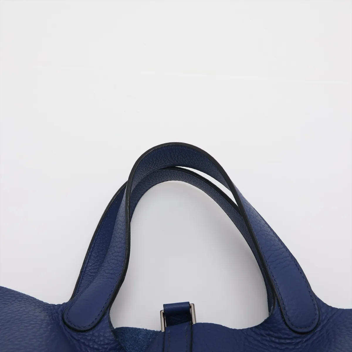 Picotin 18 PM, Taurillon Clemence leather, Blue Brighton, silver hardware, faint engraving. — view 6