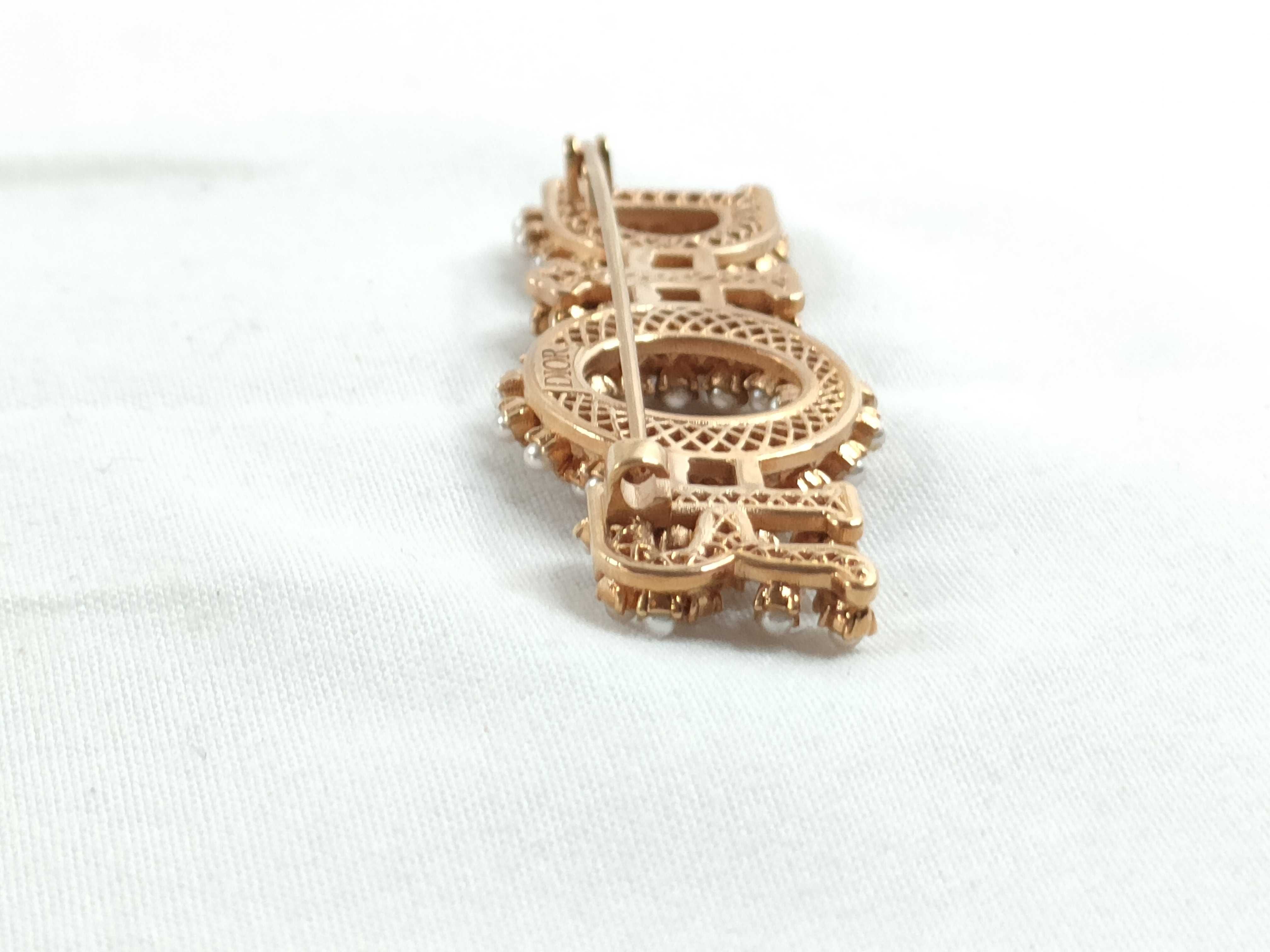 Resin Pearl Brooch — view 4