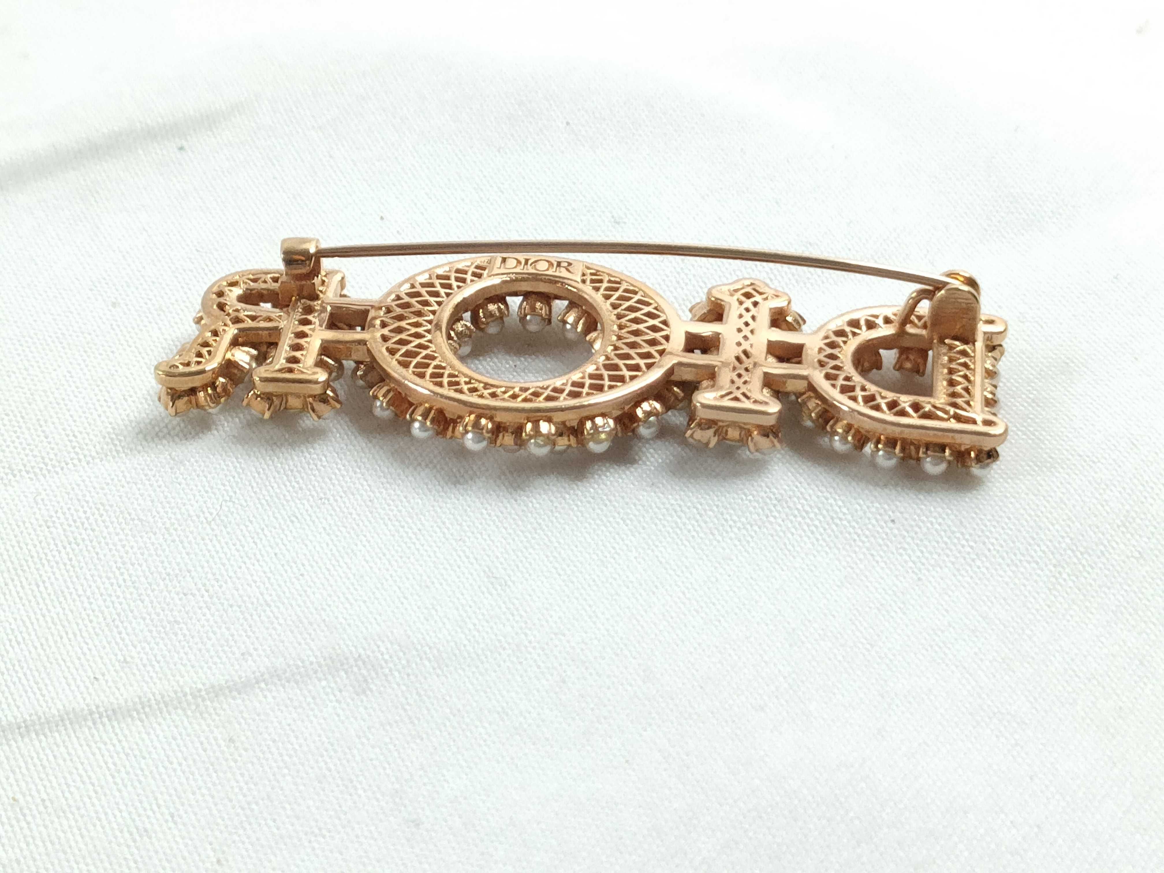 Resin Pearl Brooch — view 5