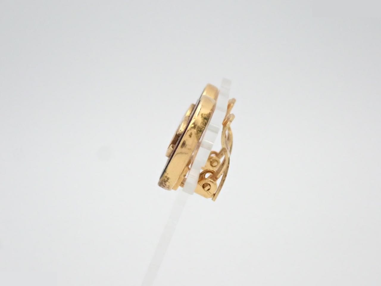 Earrings — view 3