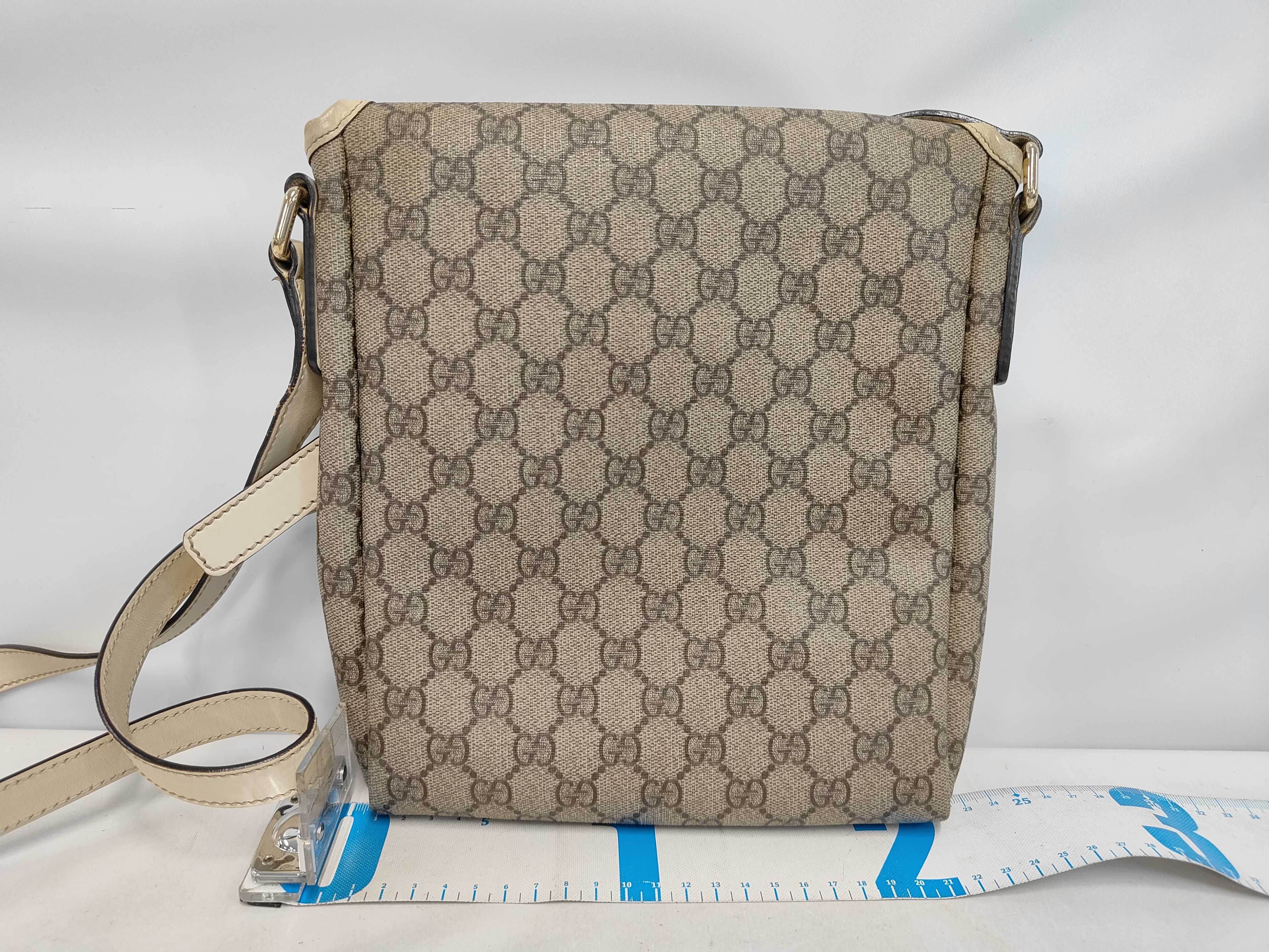 Shoulder Bag GG Leather Gold Hardware Beige 223666 203998 Shoulder Bag — view 2