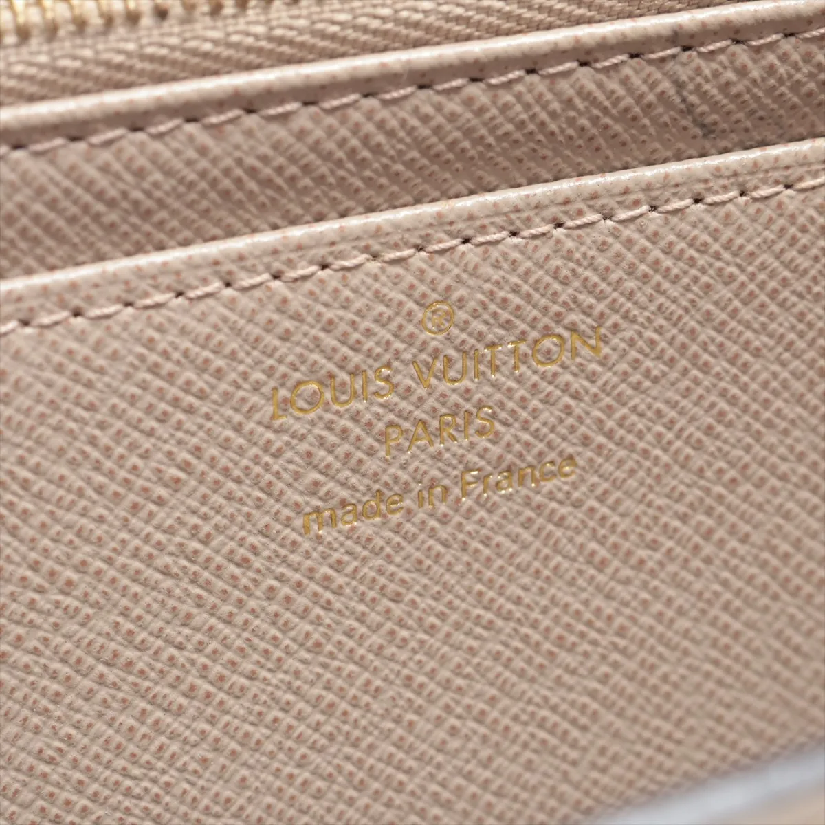 Epi Portefeuille Twist M67510 Galet Long Wallet with initials; RFID detected. — view 9