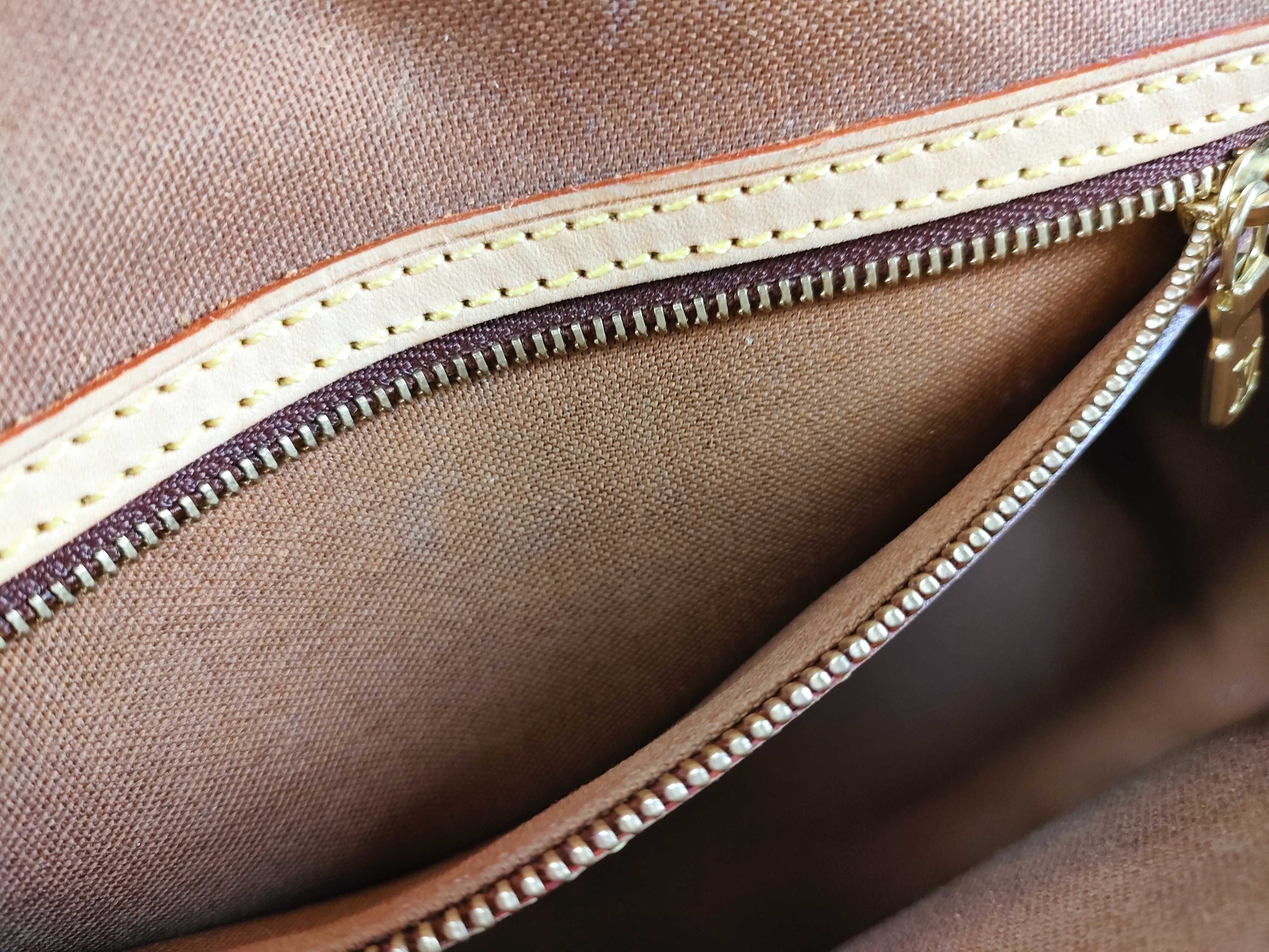 Sologne Monogram M42250 Shoulder Bag — view 11