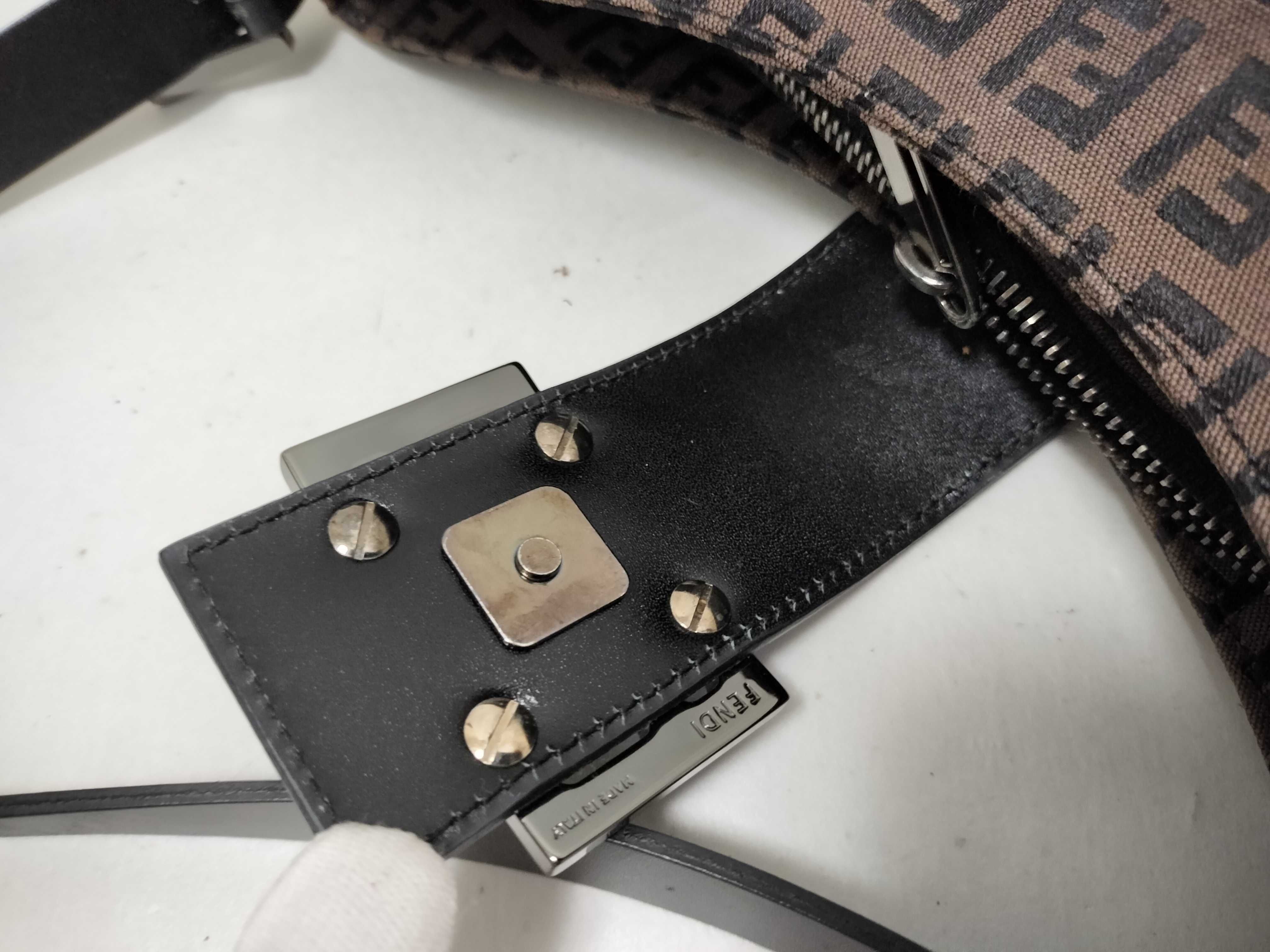 shoulder bag — view 9