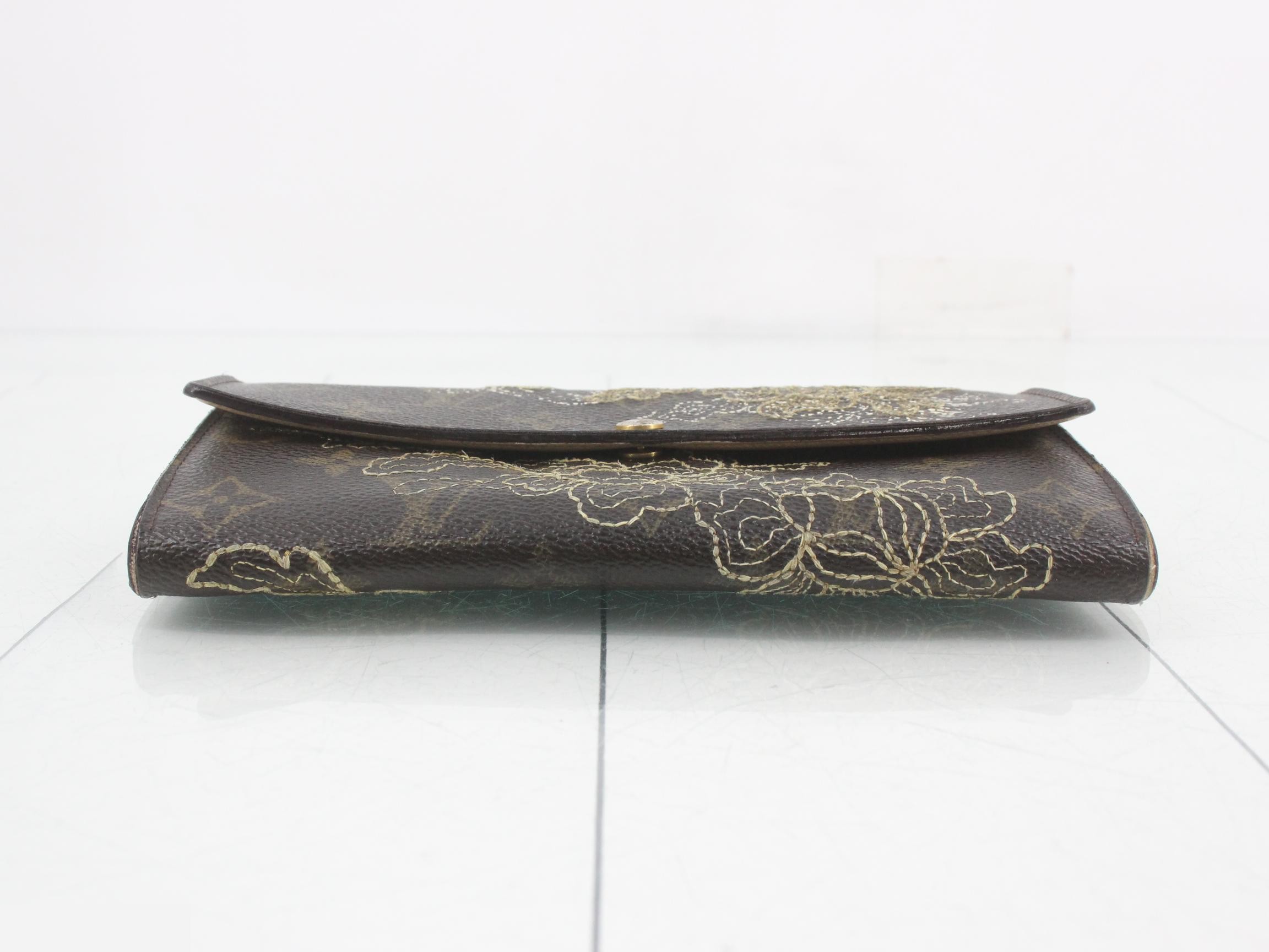 Long wallet, Portefeuille Sarah, Monogram Dentelle, Argent, Brown — view 3
