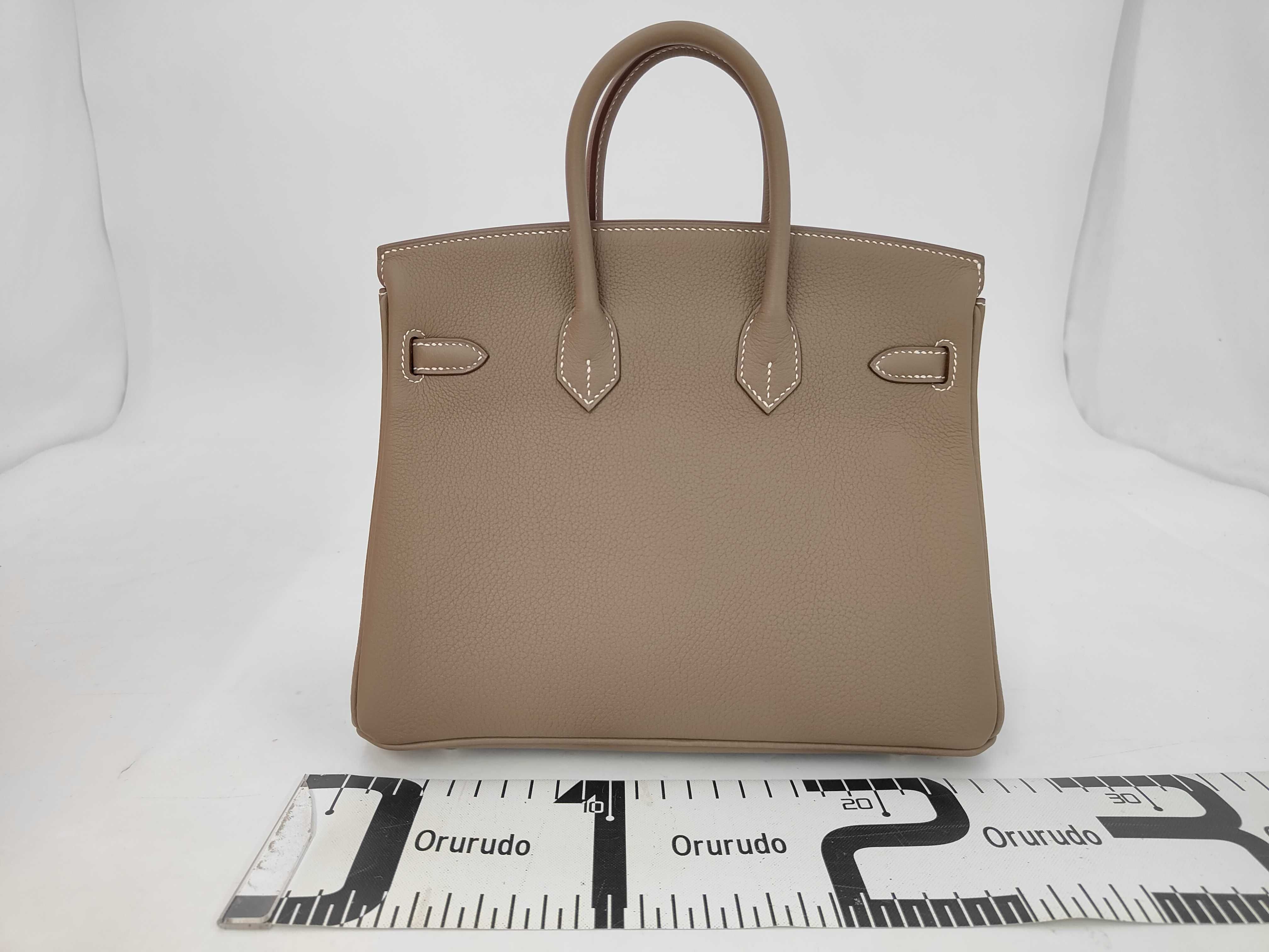 Birkin 25 Togo Etoupe Silver Hardware G Stamp Handbag — view 2